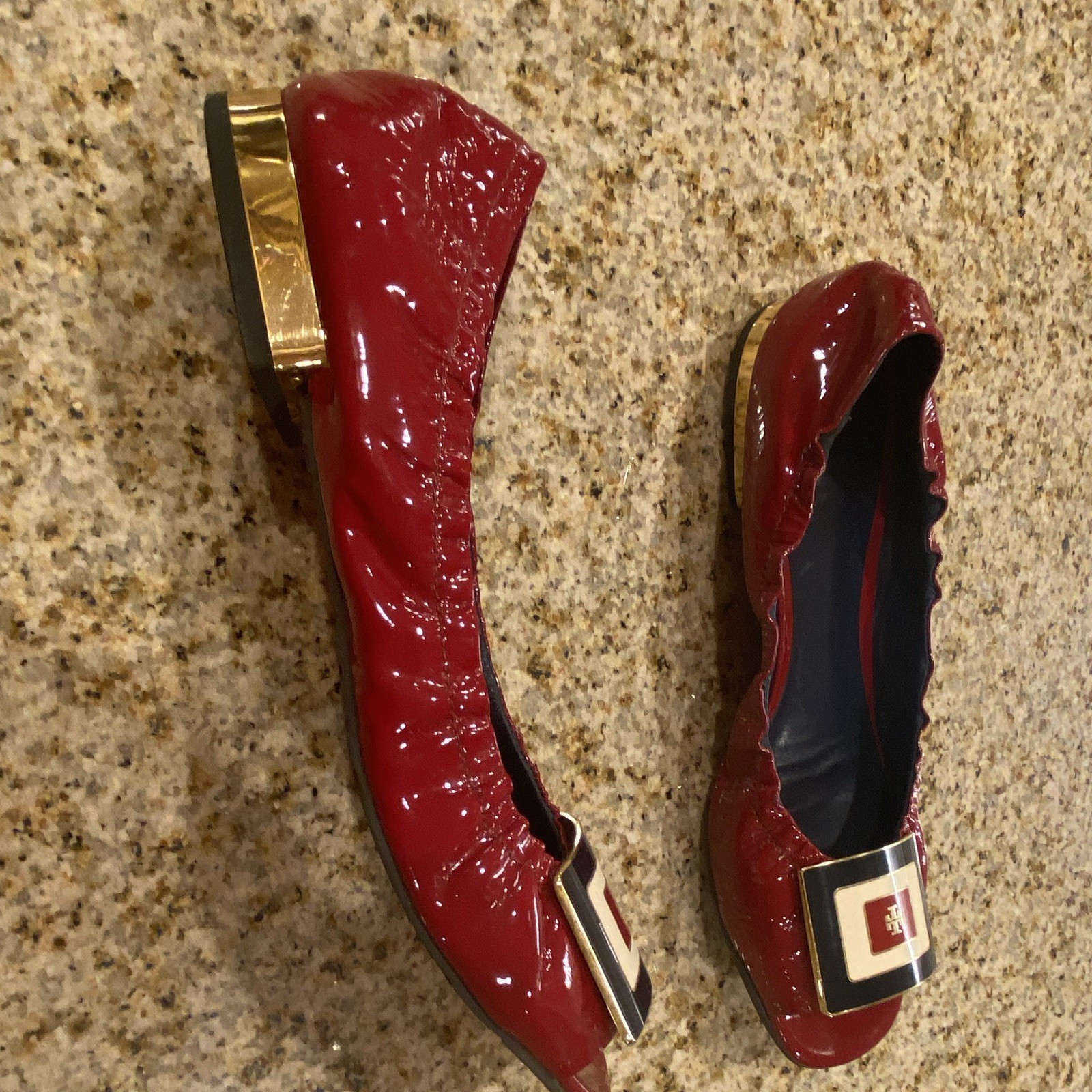 Tory Burch Women’s Red Patent Leather Ballet Flats Peep Toe Logo Buckle US 7.5