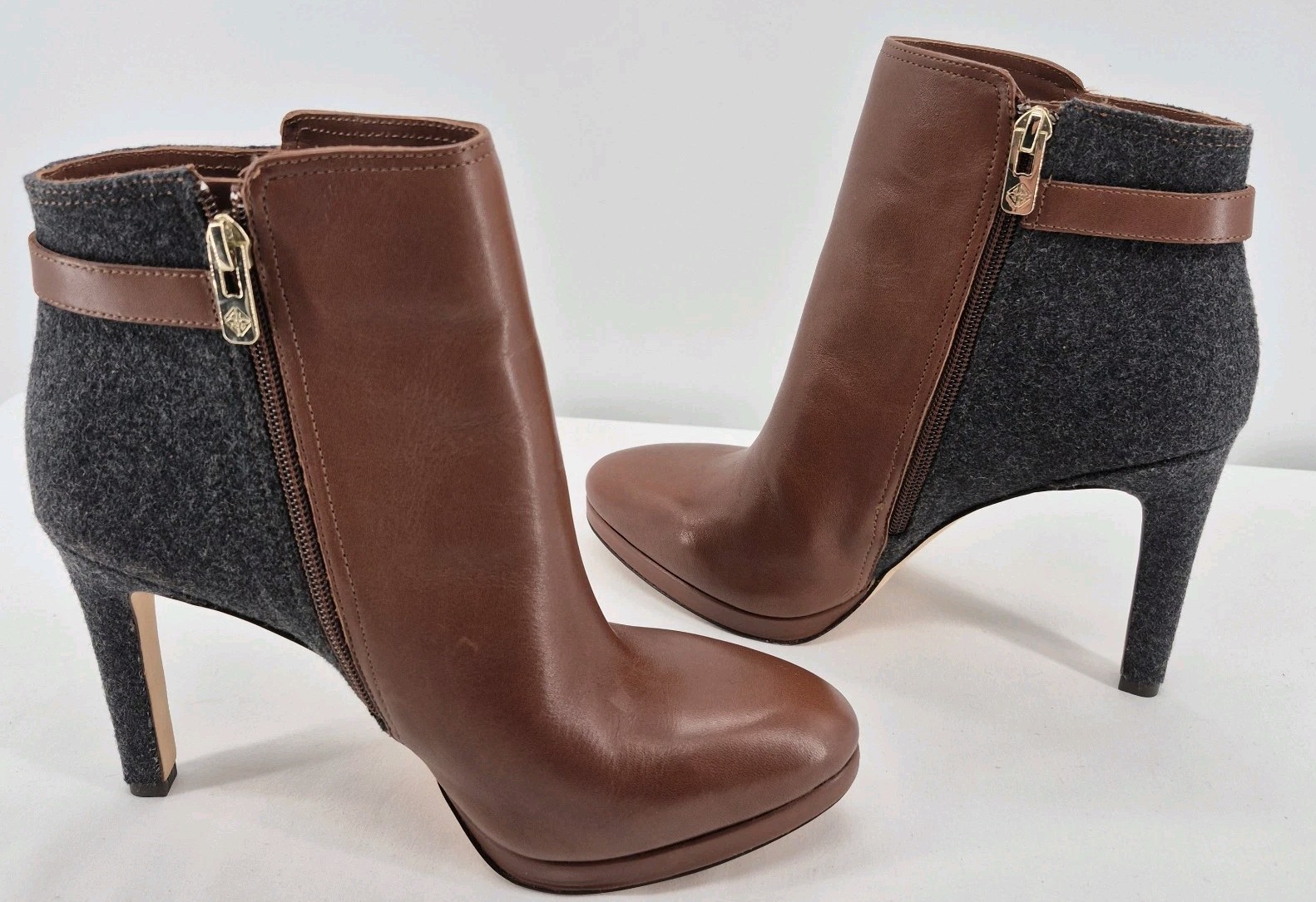 Antonio Melani Knightlee Brown Gray Leather Fabric Ankle Booties Women’s 8.5M