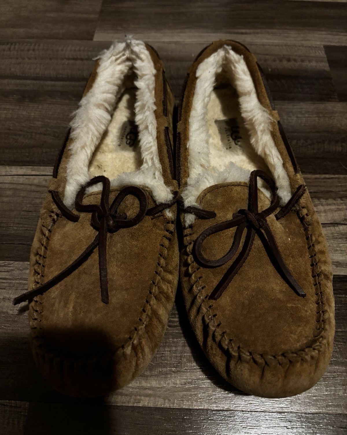 UGG Australia Dakota Brown Suede Sheepskin Lined Moccasin Slipper Womens 10