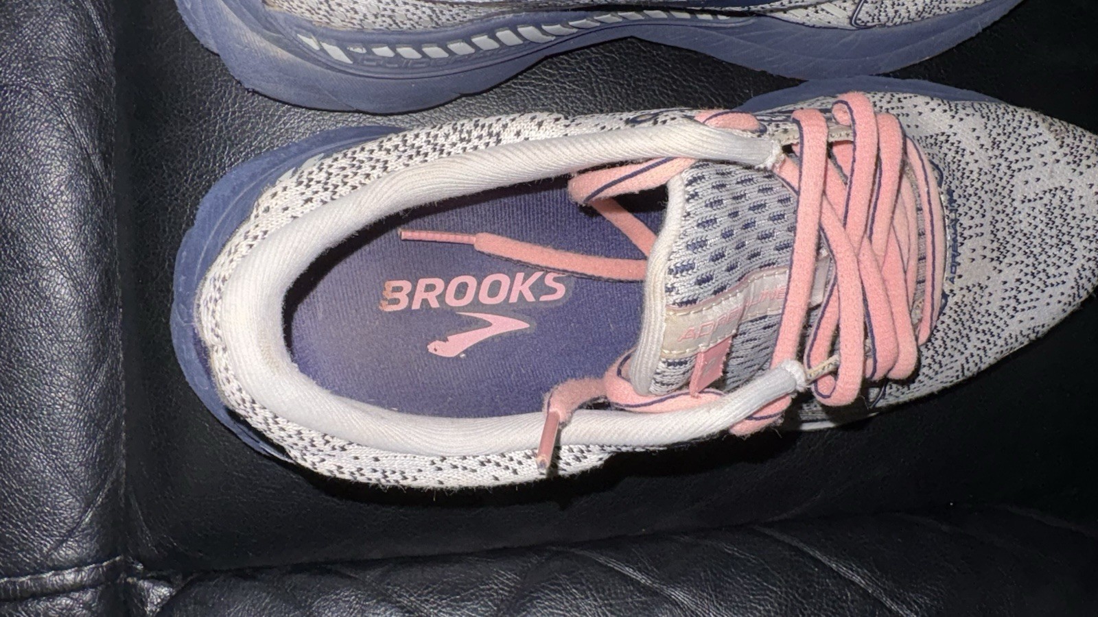 Brooks Adrenaline GTS 21 Women’s Running Shoes Lace-Up Low Top Coral/White