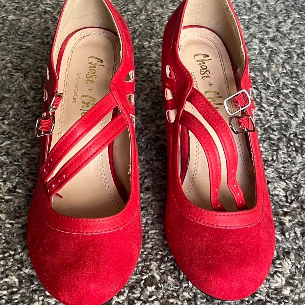 Chase & Chloe Red Mary Jane Pump Heels Size 6 Classy Going Out Girly Buckles