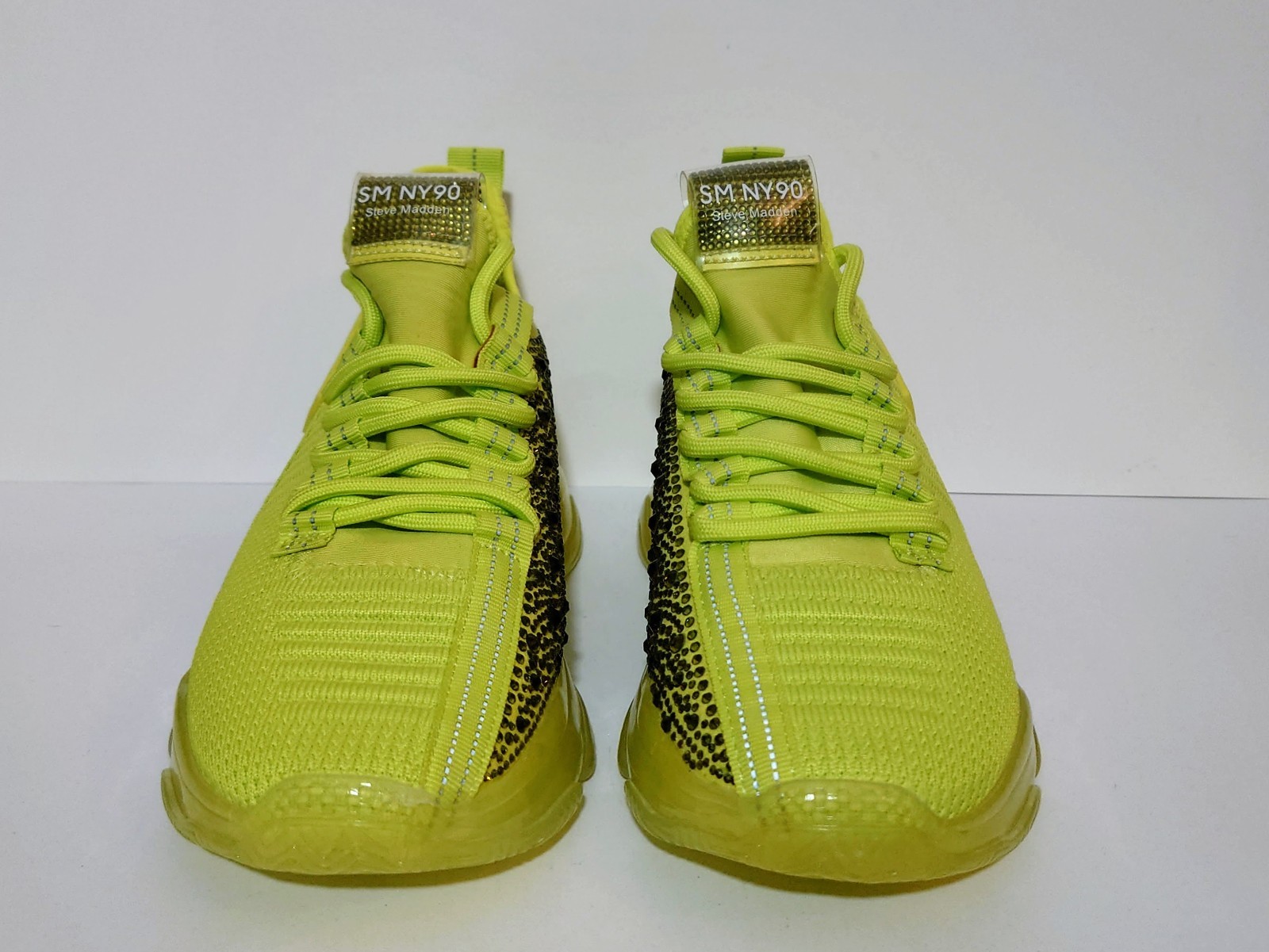Steve Madden Maxima Knit Rhinestone Neon Yellow SM NY90 Size 8.5