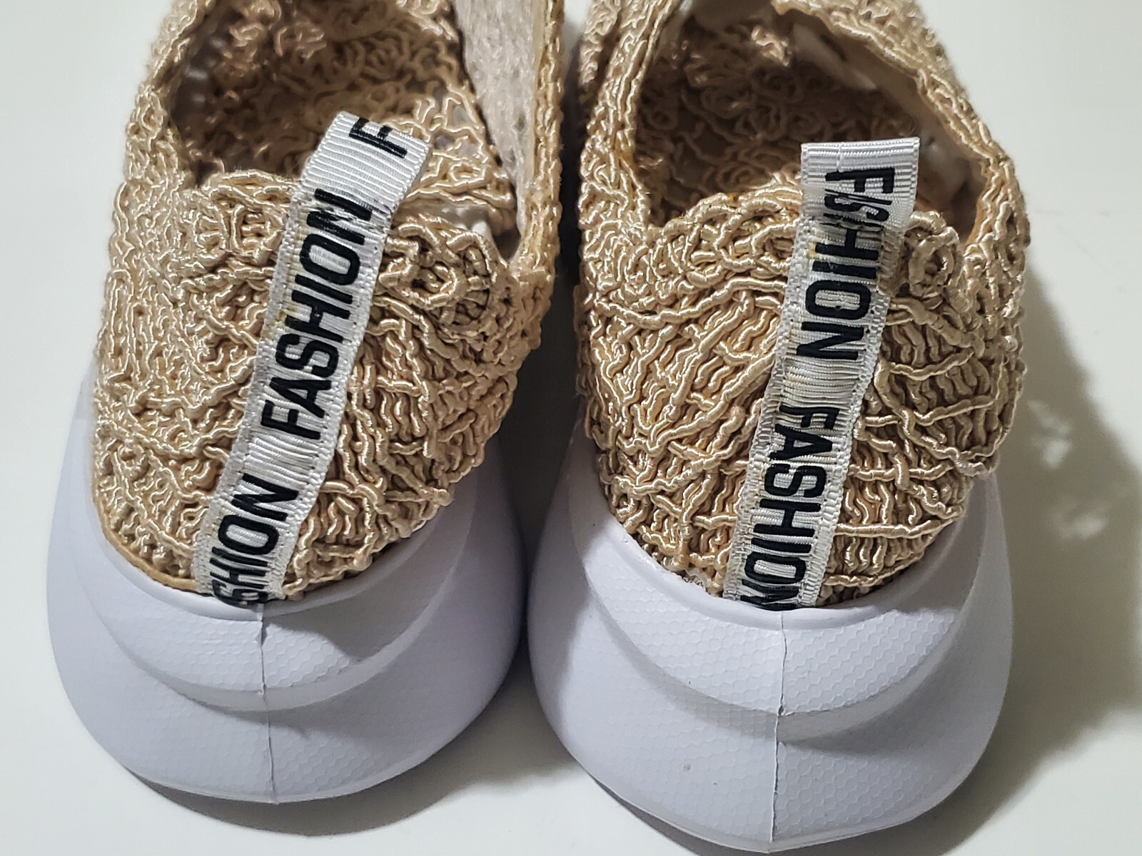 Women’s Crochet Knit Lace Sneakers Mesh Embroidered Lightweight S US 6.5 EU 37