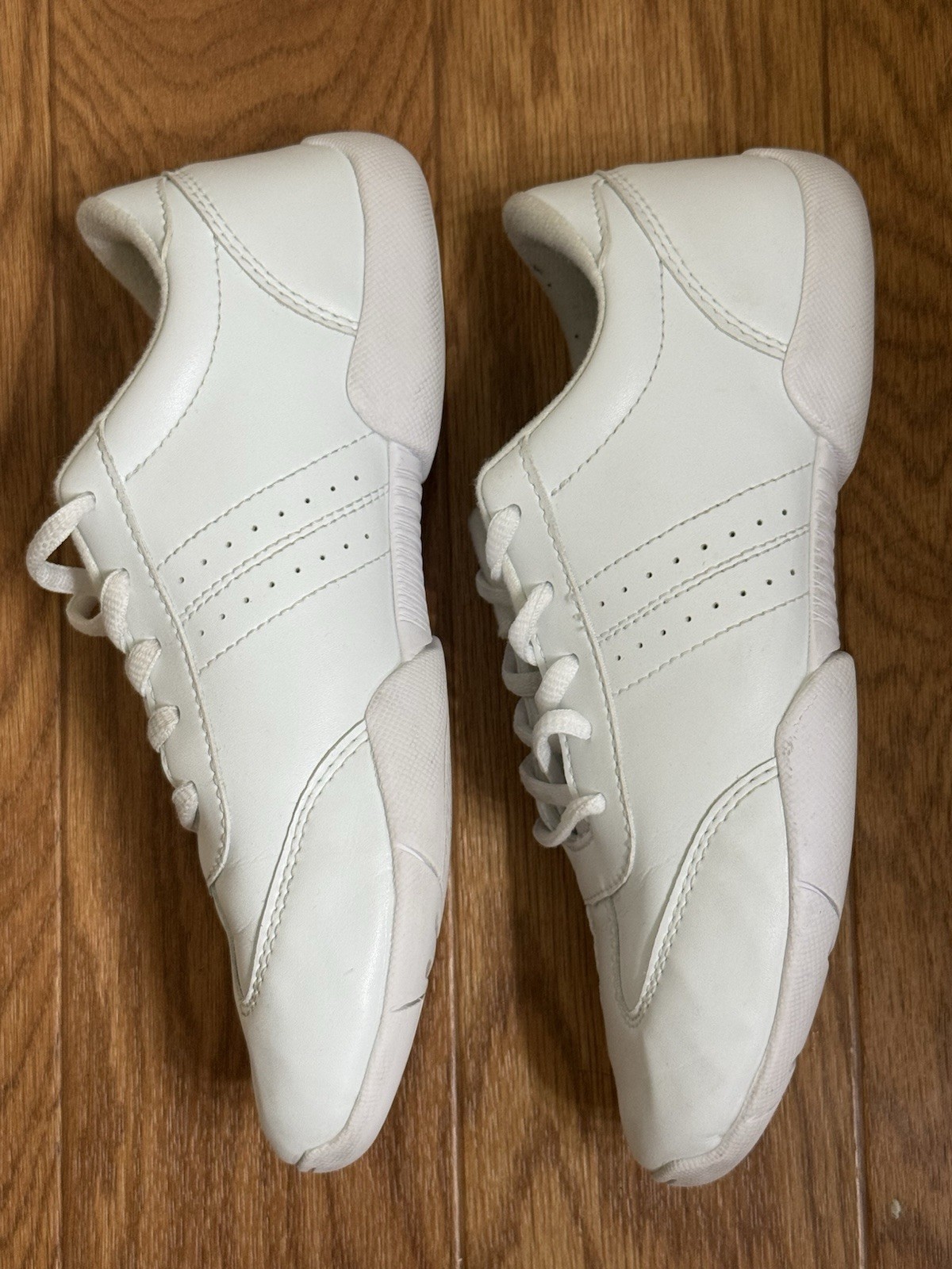 BAXINIER Girls White Cheer Dance Training Tennis Breathable Cheer Sneakers