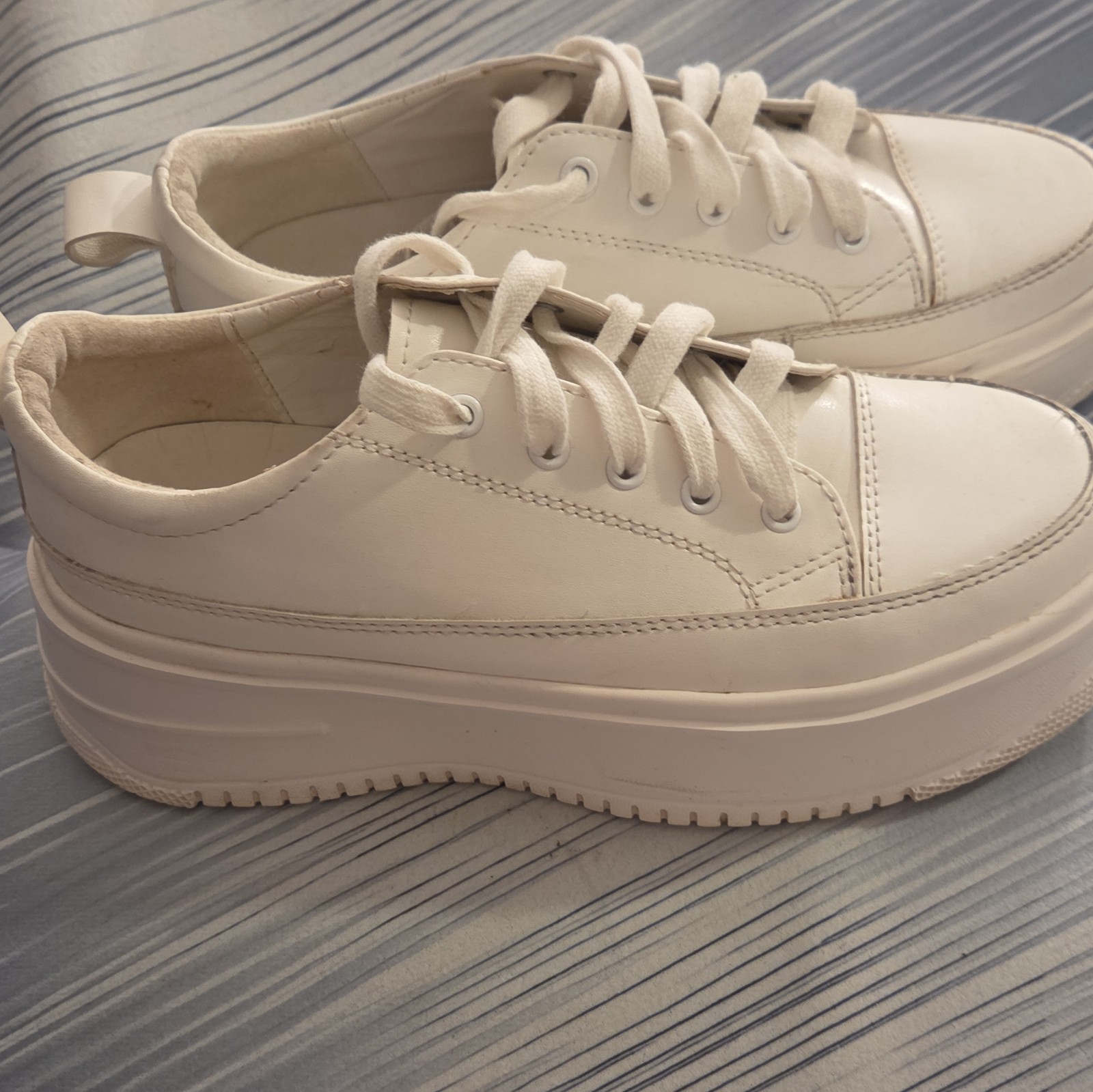 Princess Polly Dylan White Eco Vegan Leather Platform Sneakers Womens 6/7