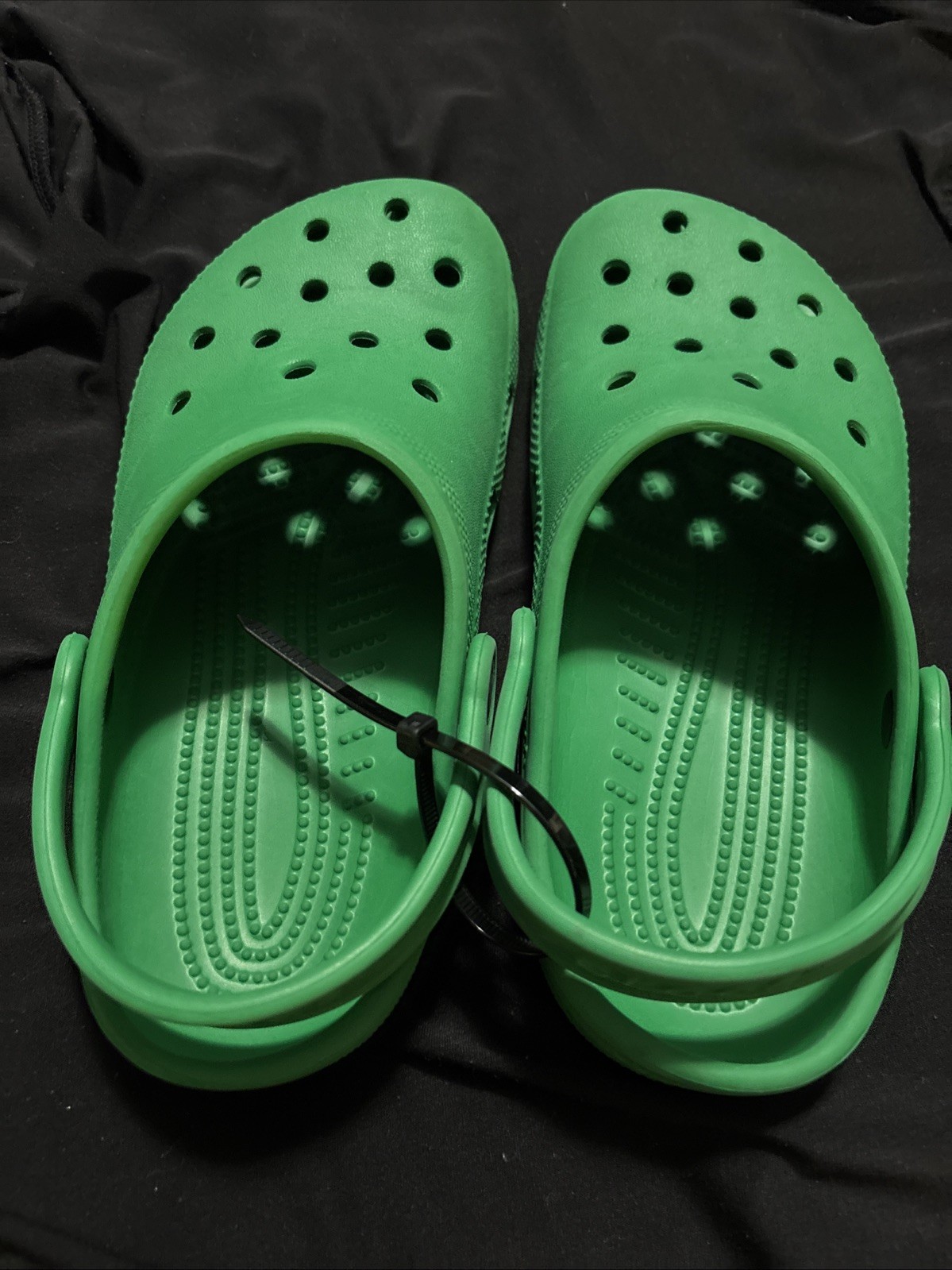 Croc Classic Clogs Vibrate Green Size 3