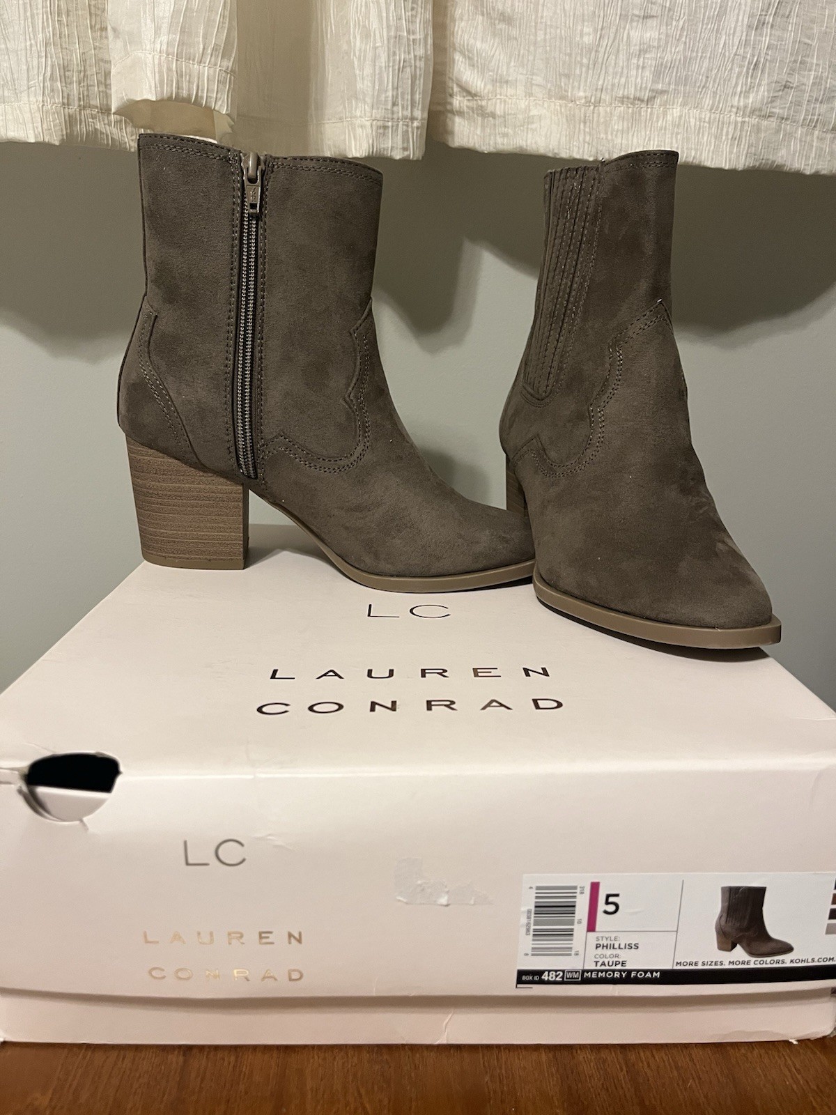 LC Lauren Conrad Philliss Taupe Faux Suede Pointed Toe Zip Bootie Memory Foam 5