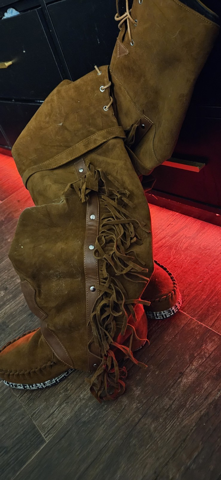 Women’s Flat Knee High Boots with Tassels And Rivets for Casual Wear Size 7.5