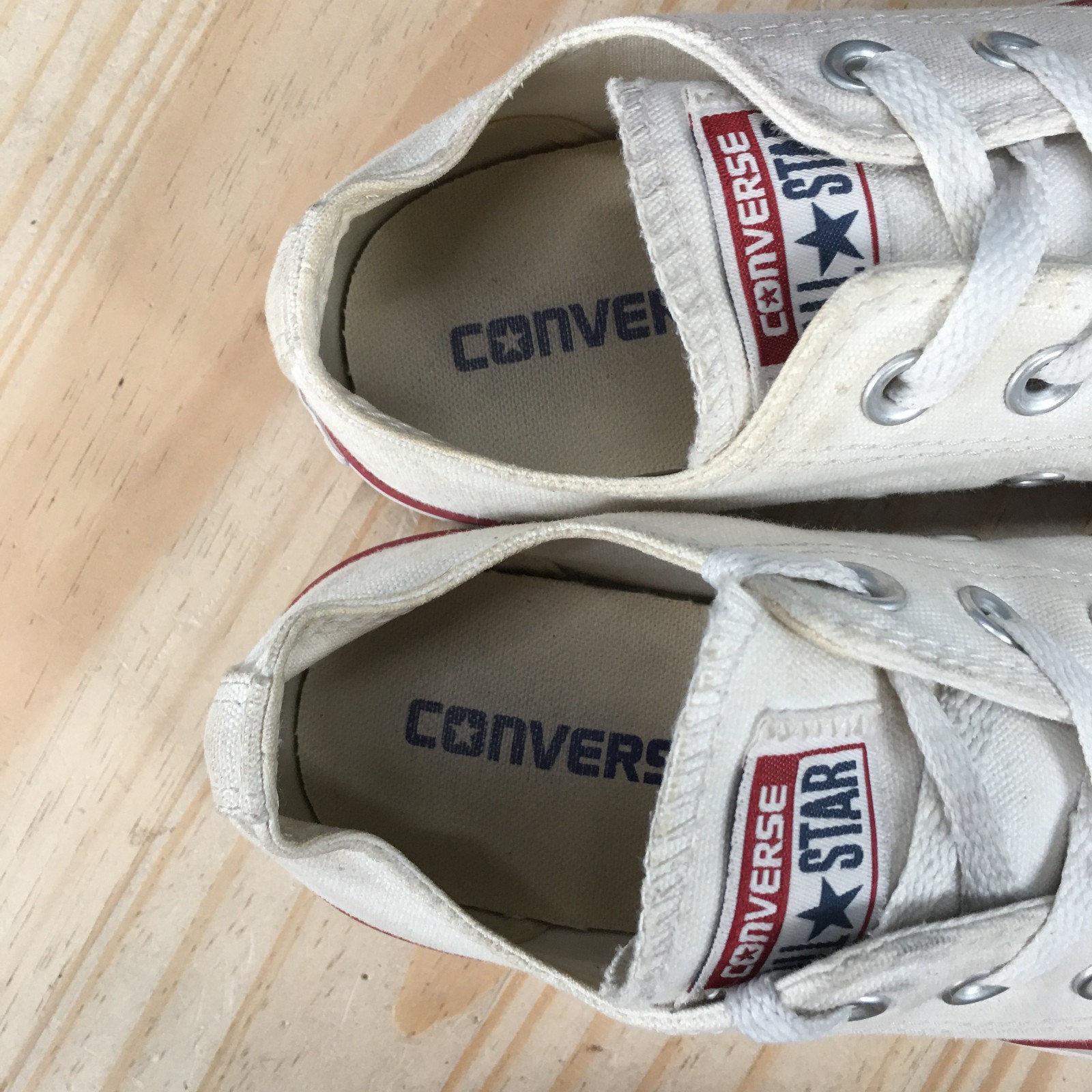 Converse Chuck Taylor All Star Shoes Mens 4 Womens 6 Lace Up Sneakers Canvas Whi