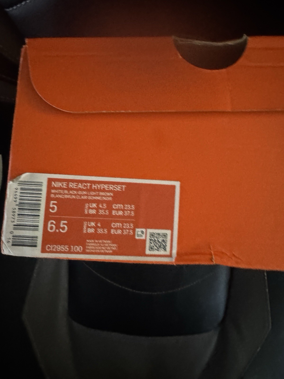 Nike React Hyper Volleyball Shoes Men’s Size 5/women’s Size 6.5 ￼