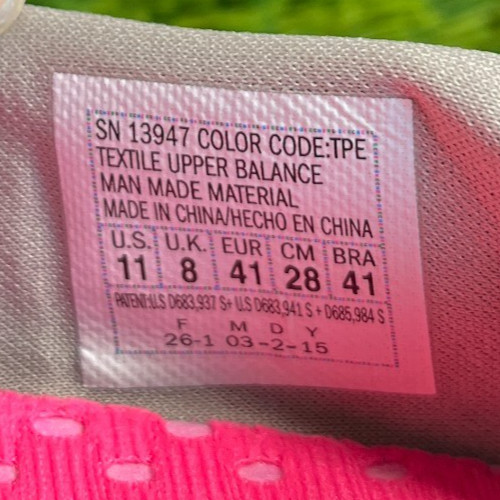 Skechers Go Walk 2 Super Sock Womens Size 11 Taupe White Athletic Shoes Sneakers