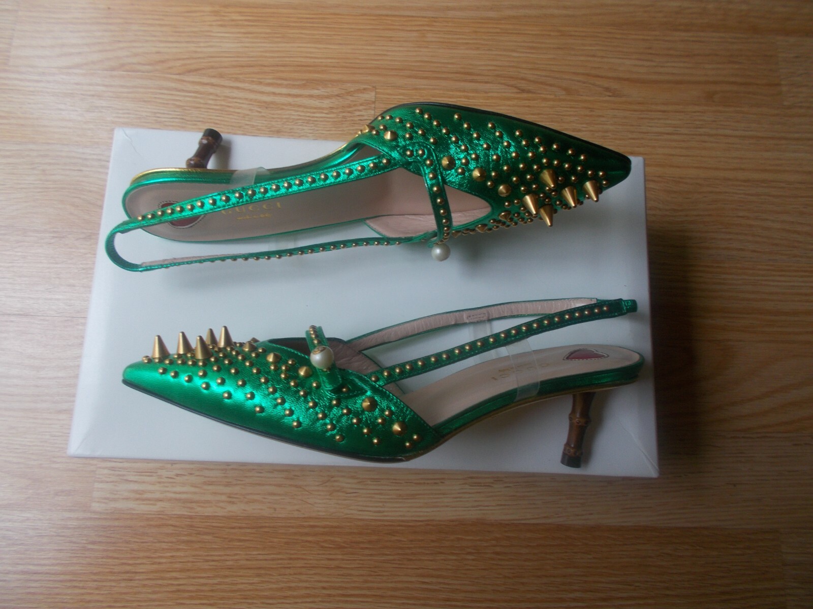 $1410 Gucci Unia Metallic Spike Studded Pearl Sandals Bamboo Heels 36 US 6 NEW