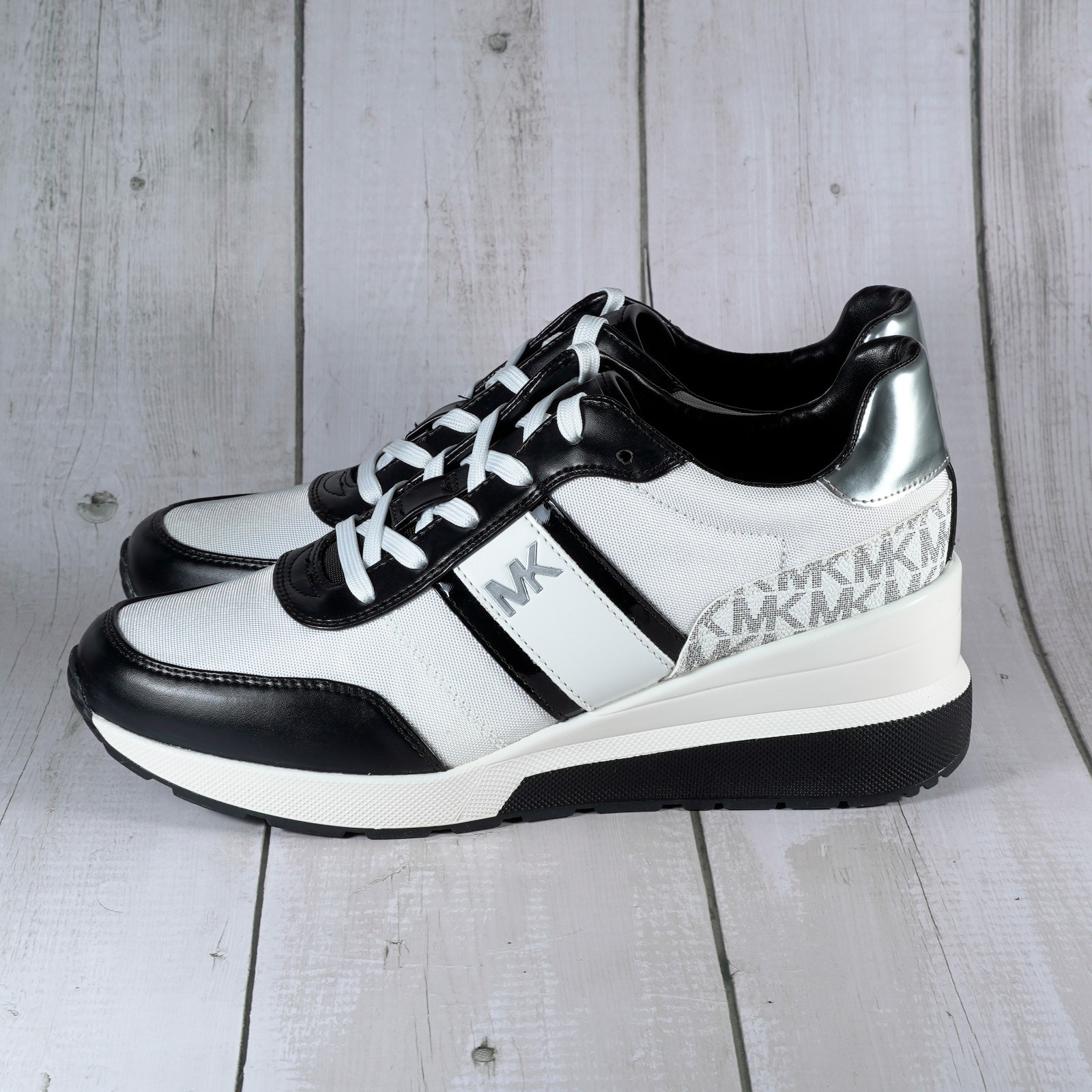 Michael Kors Mabel Trainer Optic Women’s Shoes Color White/Black Size 9.5 M
