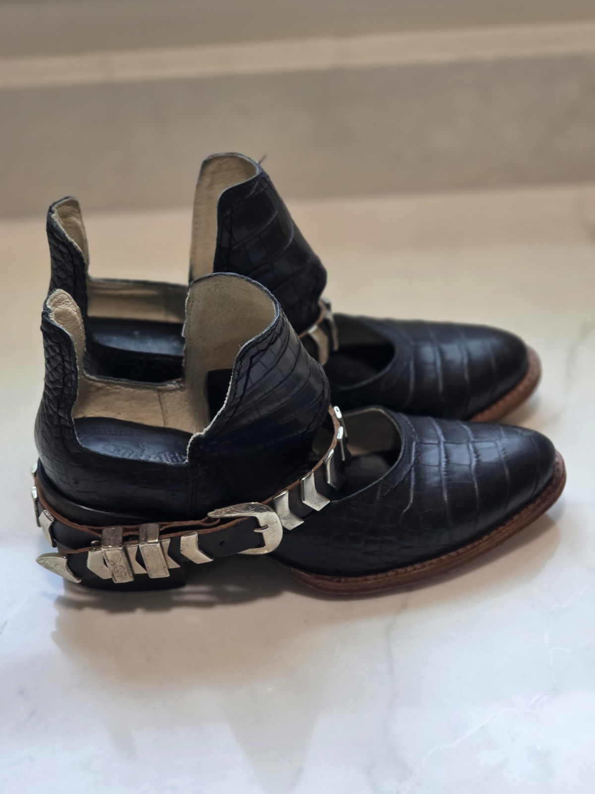Freebird Blade Booties 6 Black Excellent Croc Embossed Leather Cutout Harness