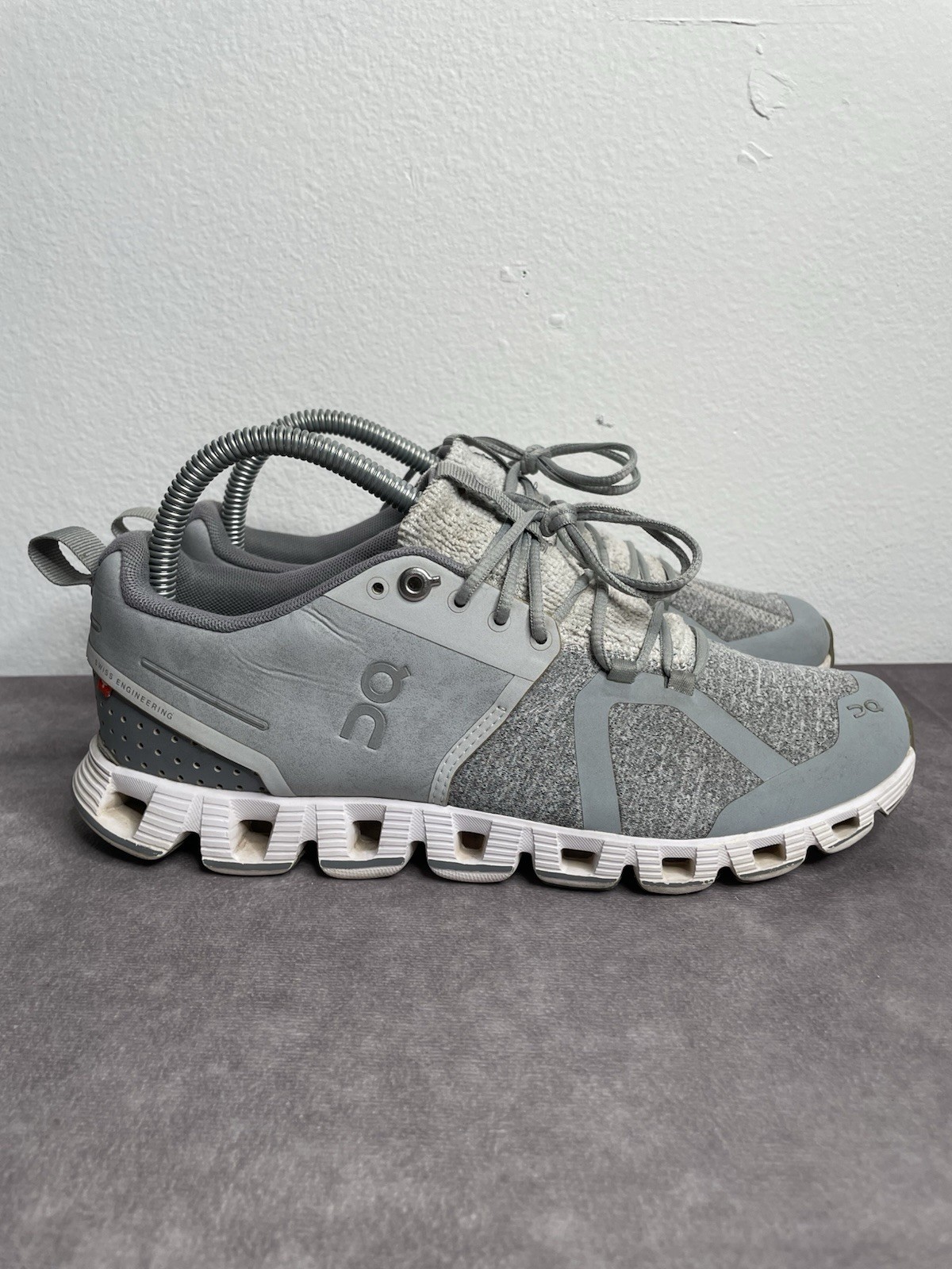 On Cloud 5 Terry Sneakers Womens Size 8 Gray Glacier Lunar Running Gym Comfort