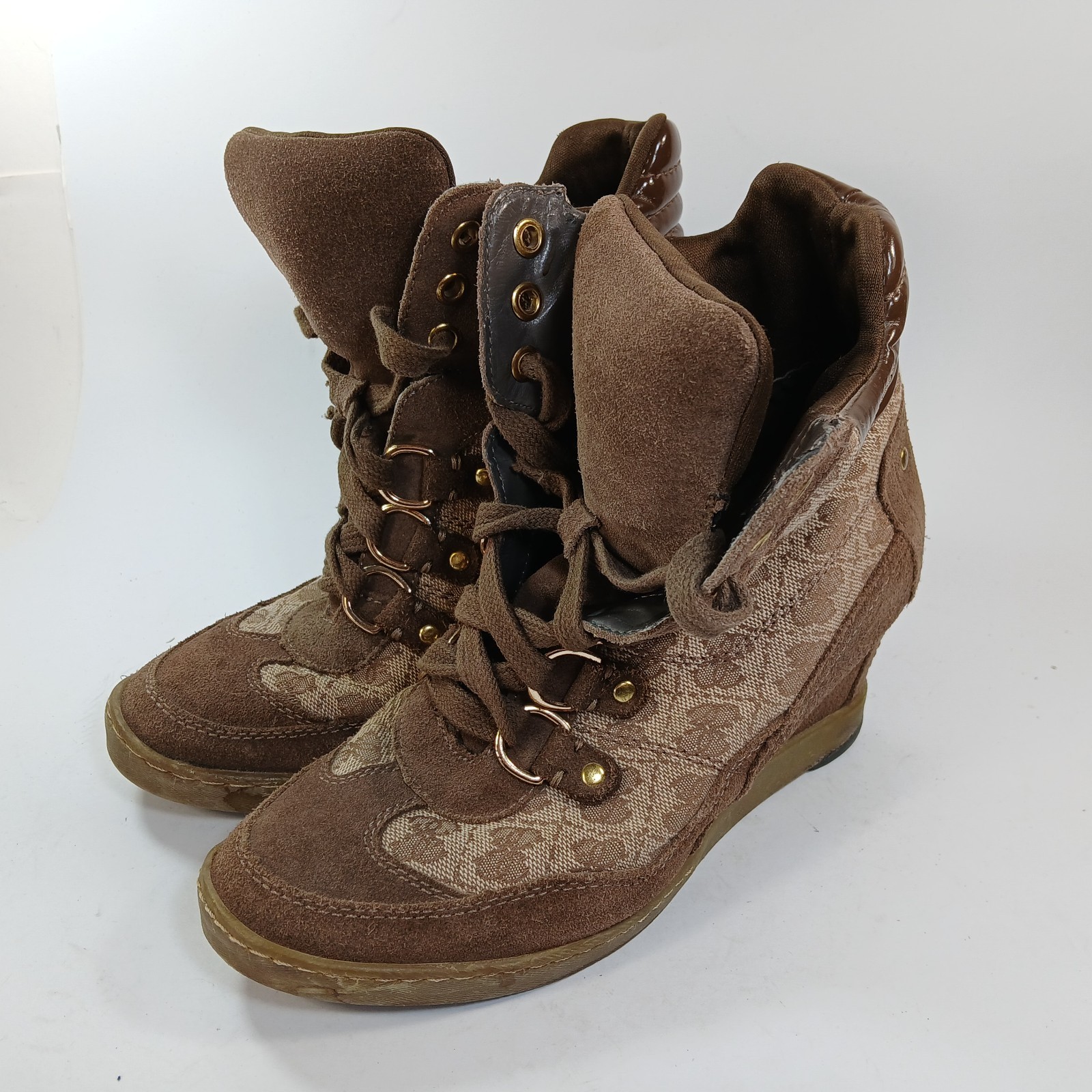 G by GUESS Women’s Puck Brown Wedge Quilted Lace Up Ankle Boots Size 7.5 M