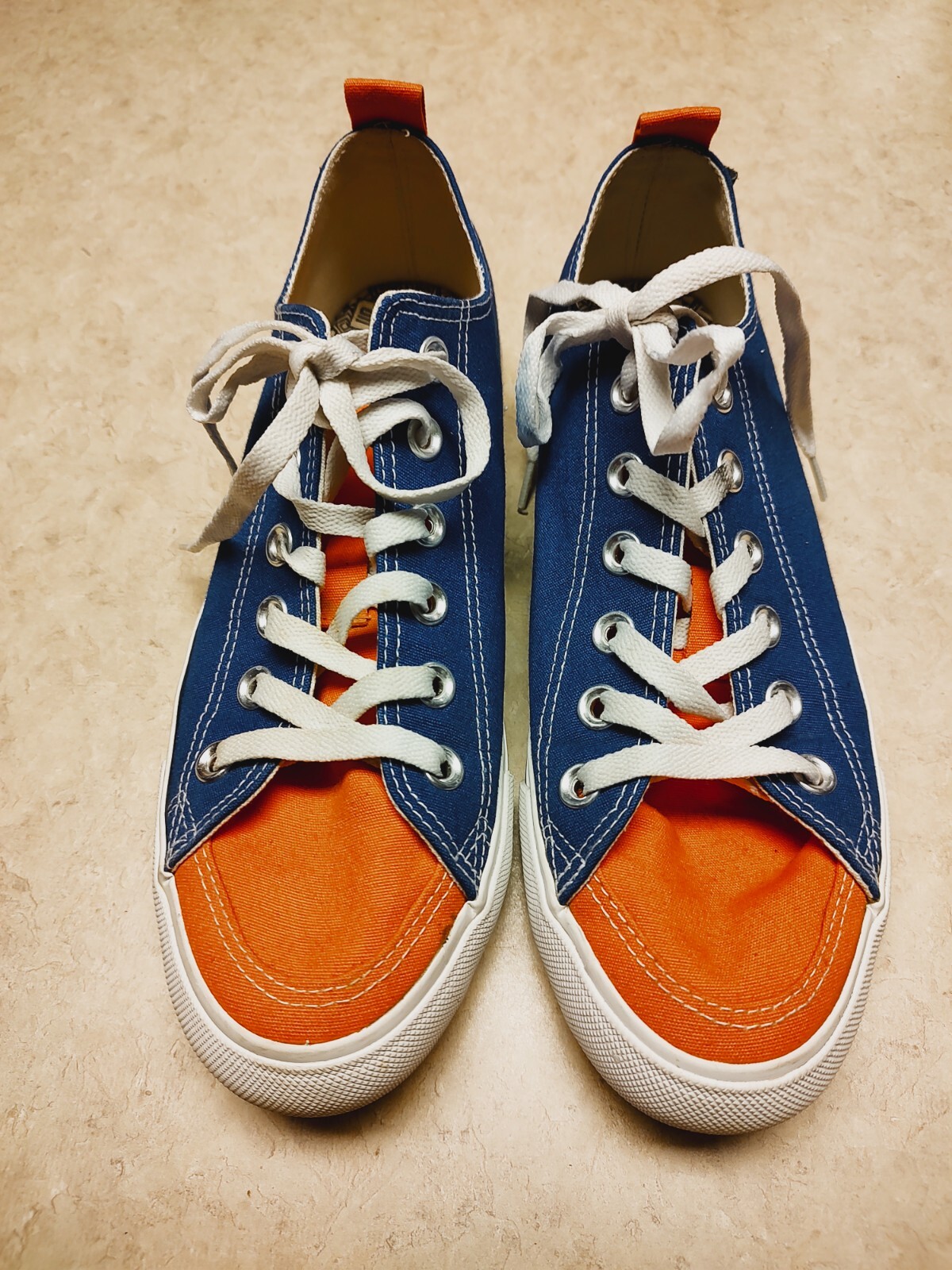 Nice Pre-owned Florida Gators Sneakers By SKICKS- Size 8 M
