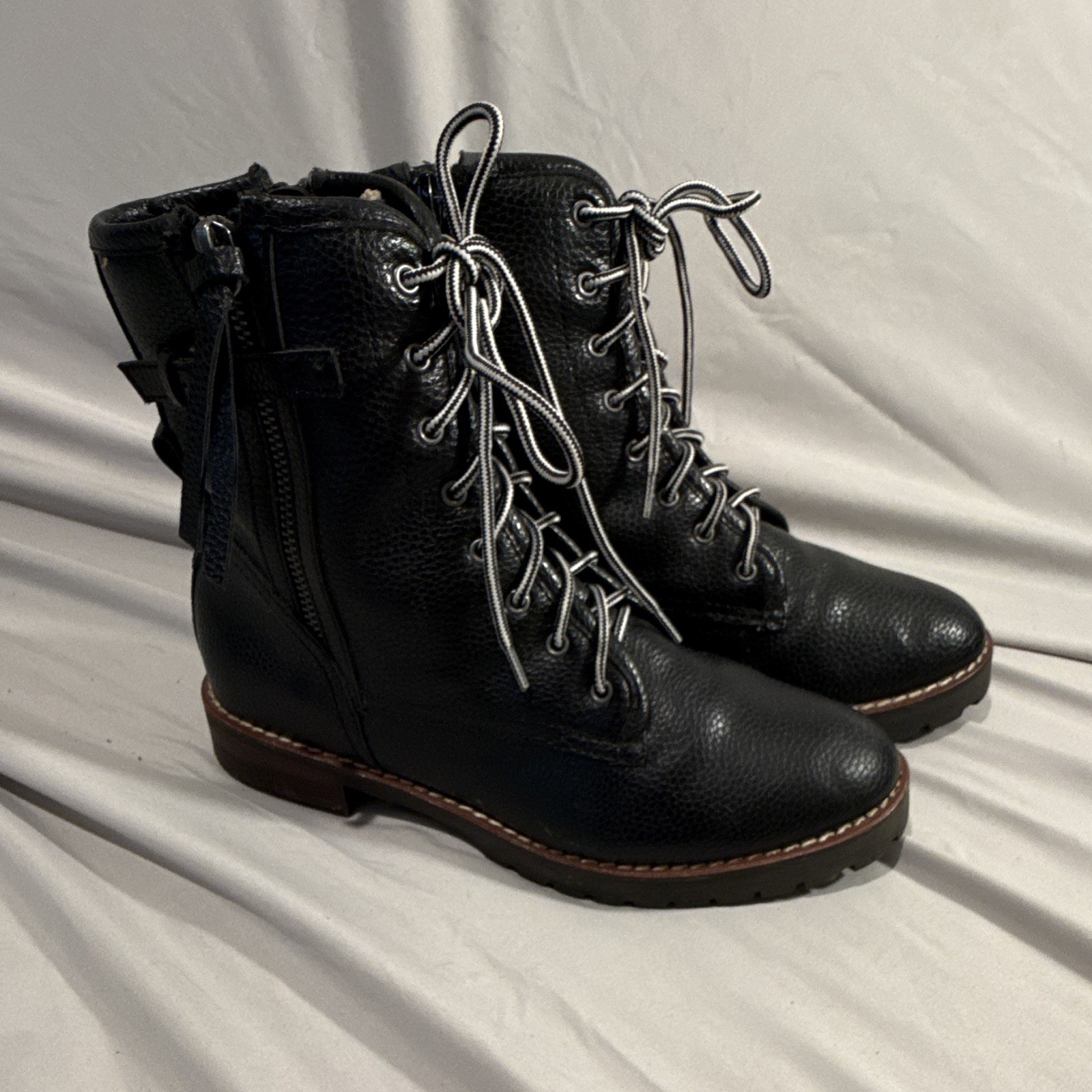 Kensie Black Combat Boots Size 8.5, Faux Fur Lined, Zip Up