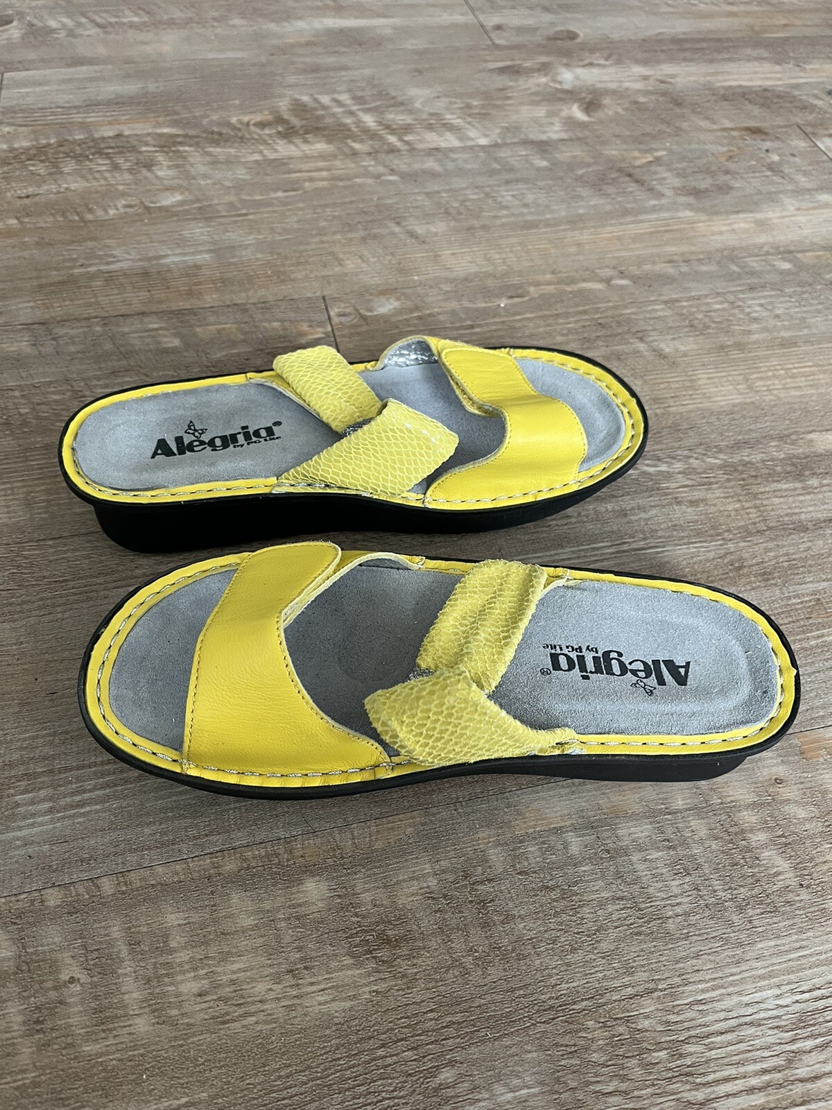 Alegria US 6 – 6.5 EU 36 Karmen Sandals Yellow Leather Slide Clogs Slip On