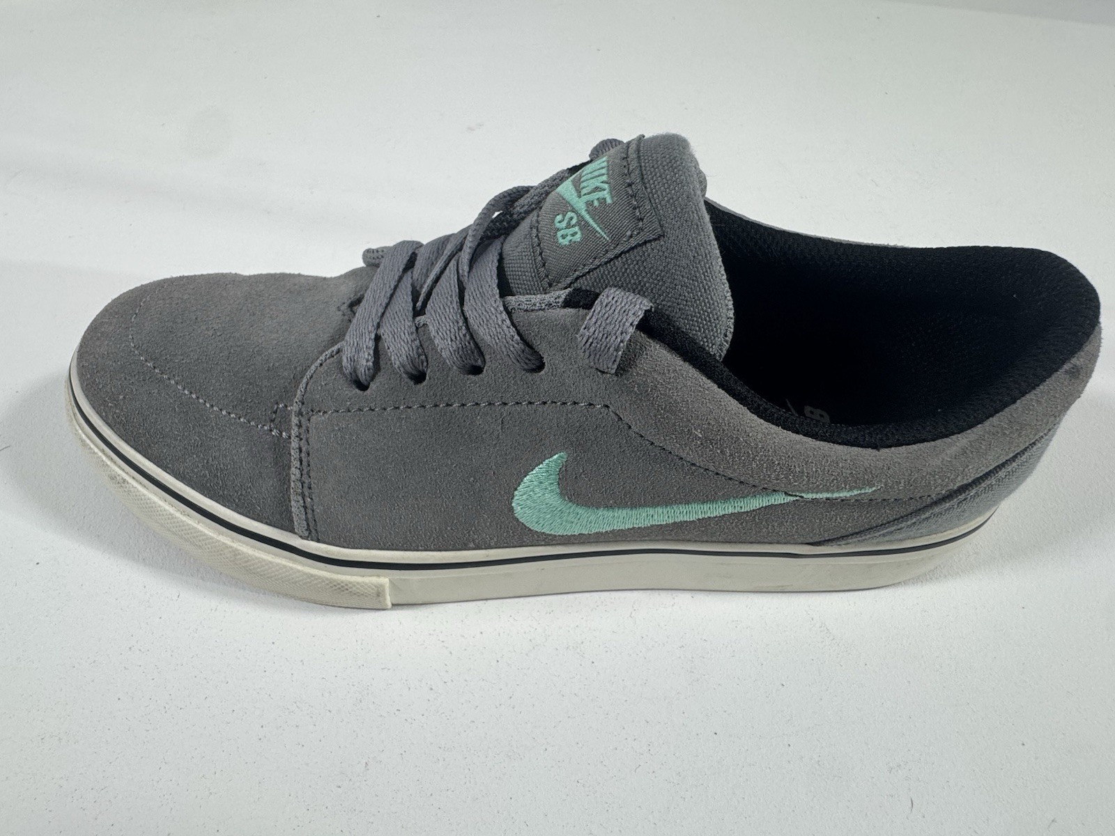 Nike SB Check Solarsoft Skate Shoes Grey Mint Suede US 5 UK 4.5 EU 37.5