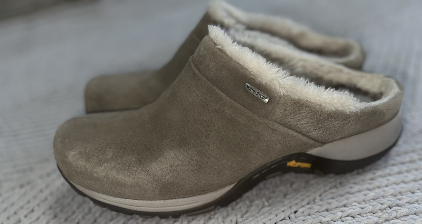 Dansko Parson Waterproof Suede Leather Fur Clog Mule Size 38 Women Walnut Beige