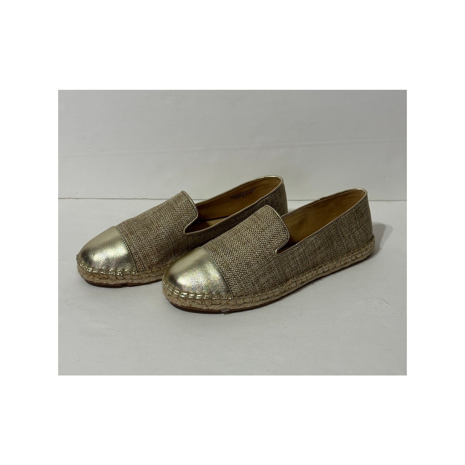 NWOB TALBOTS Izzy Espadrille Flats Linen / Gold Metallic Leather Cap Toe 7 NEW