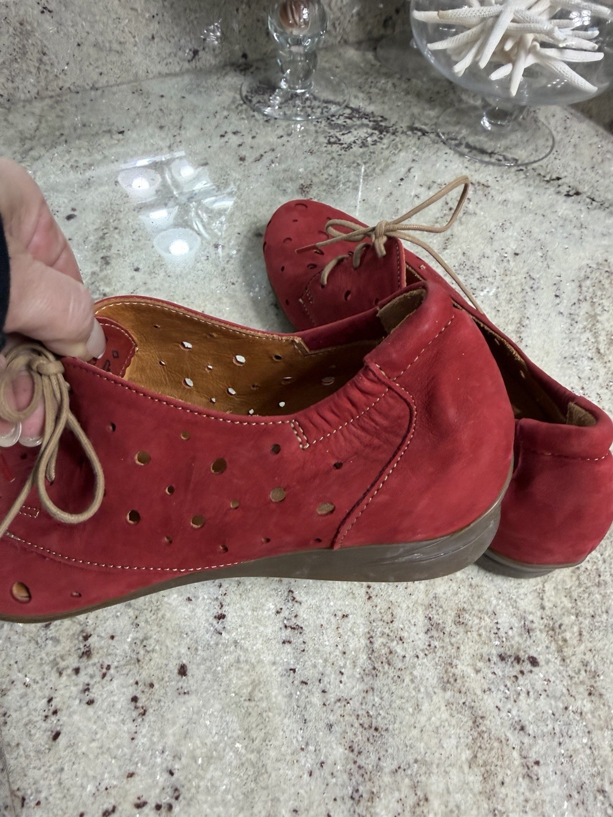 Think! Preforated Red Ballerinas Freizeit 39