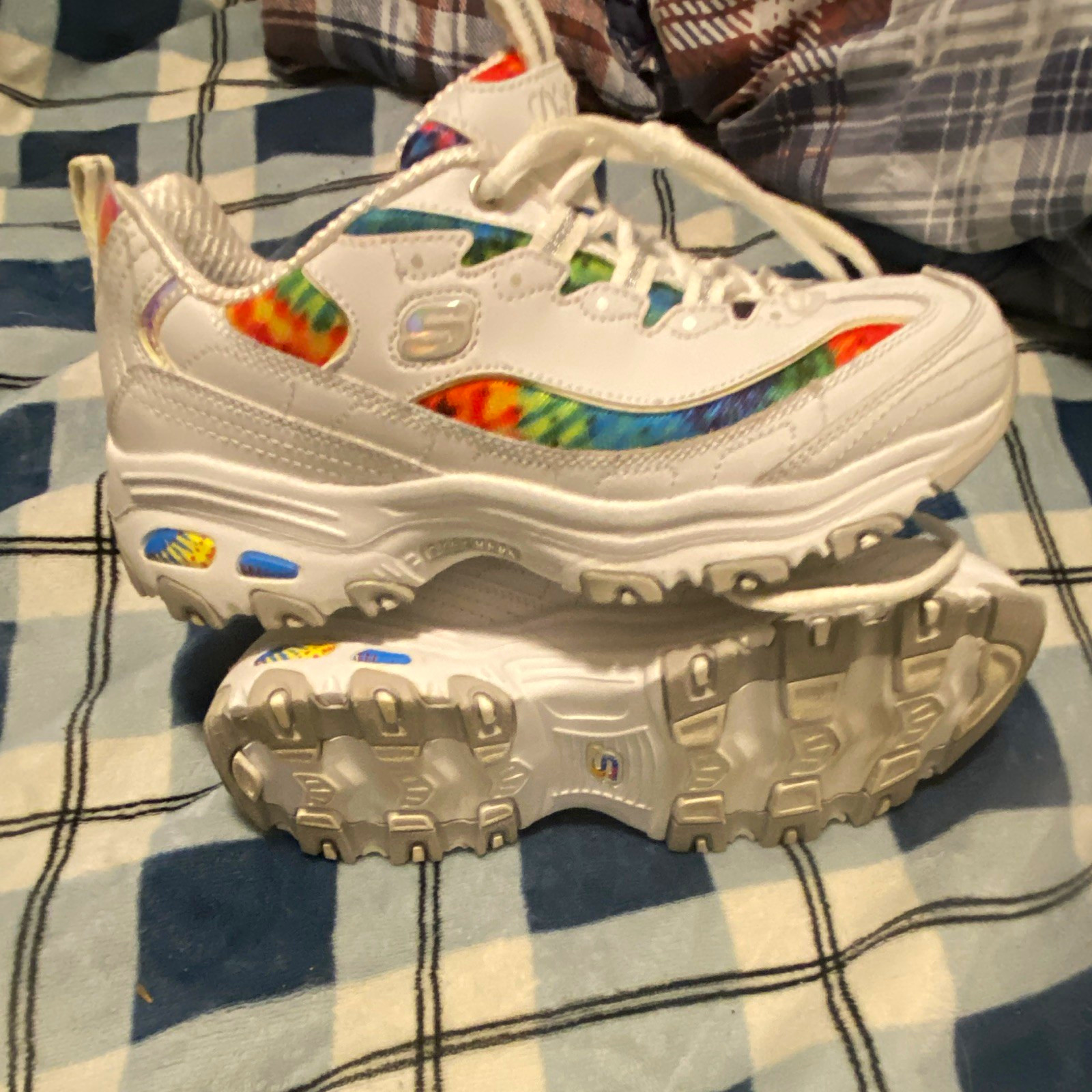 SKECHERS Air-Cooled Memory Foam Tie Dye White/Multicolor Low Top Sneakers