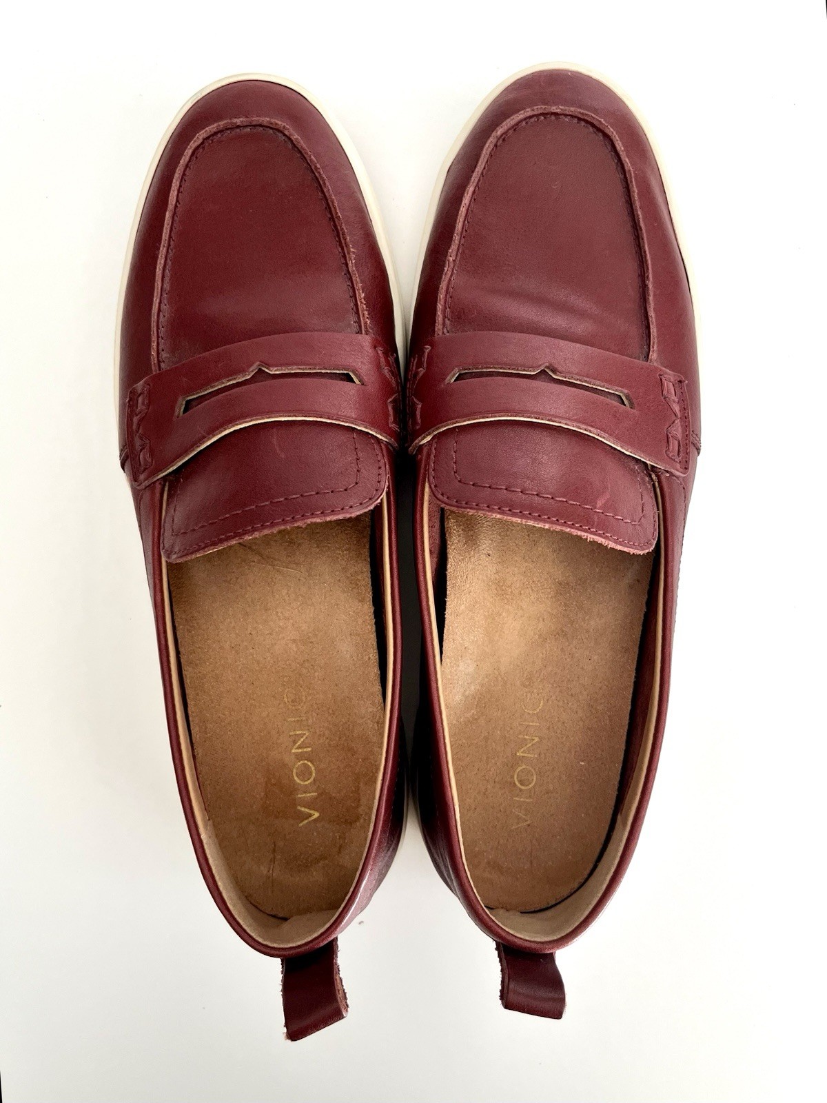 Women Vionic Uptown Maroon Leather Penny Loafers Preppy Work Casual Size 9.5