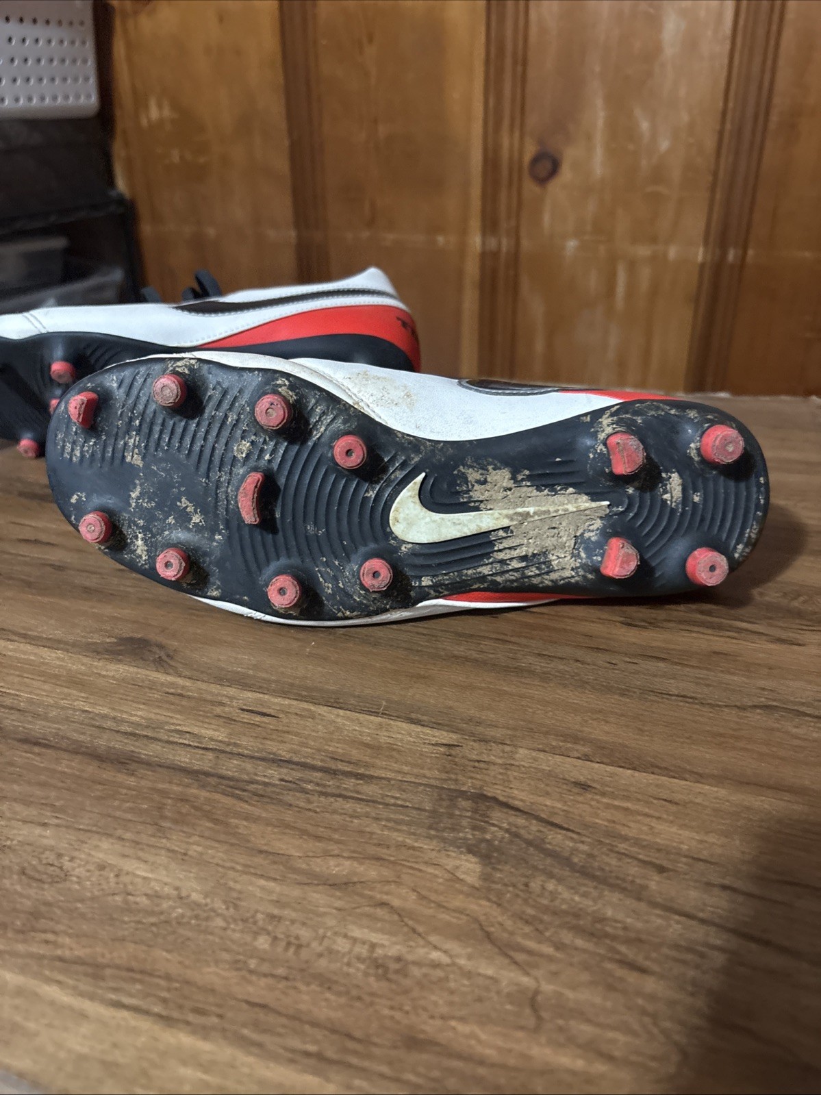 Nike Womens Tiempo Rio III White Black Red Crimson Cleats Size 8.5 819258-106 GC