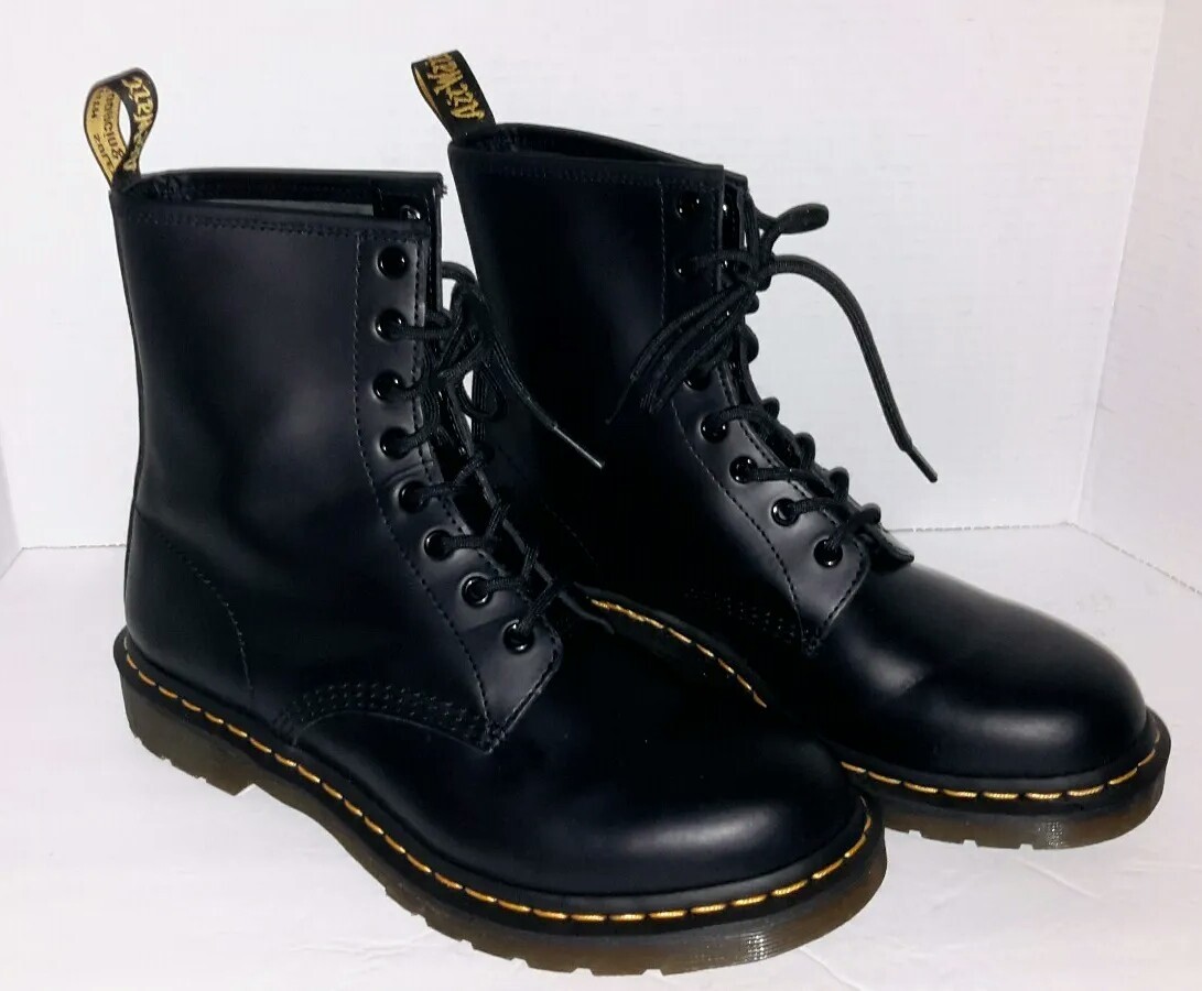 Women’s Shoes Dr. Martens 1460 8 Eye Leather Boots 11821006 BLACK SMOOTH SIZE 11