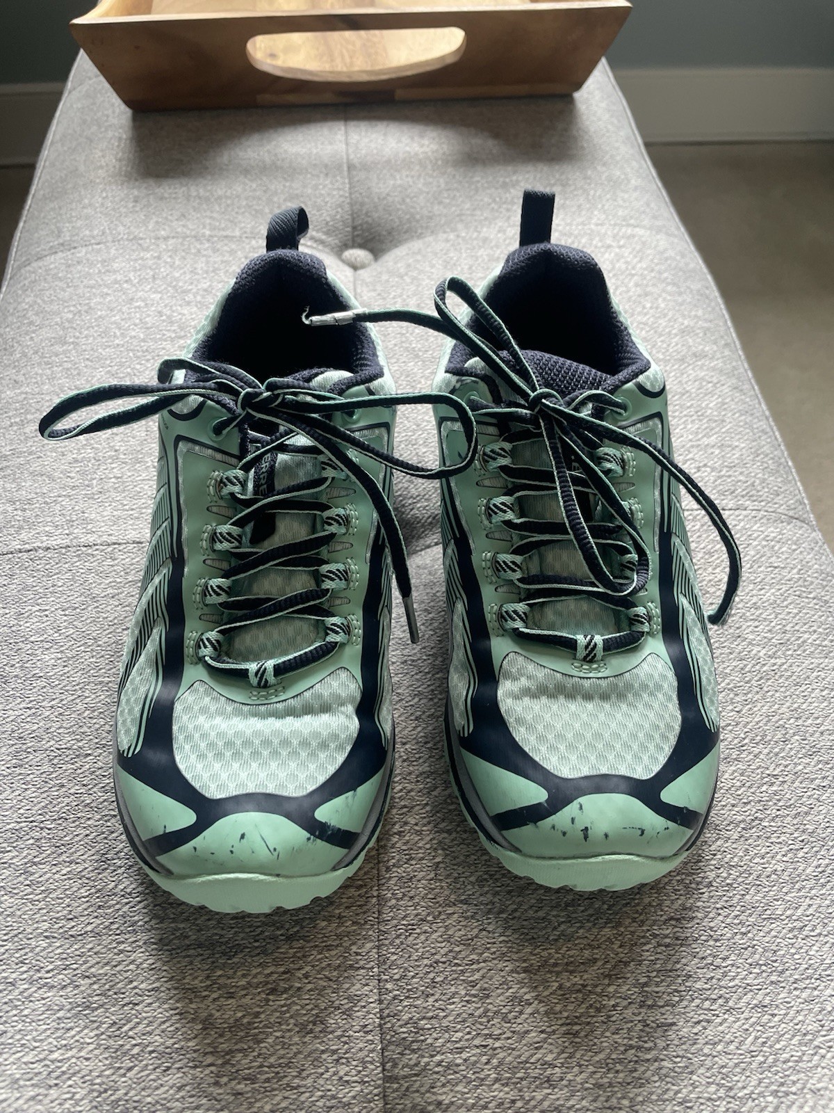 Merrill Women’s Mint Green And Navy Blue Water Resistant Sneakers Size 5.5