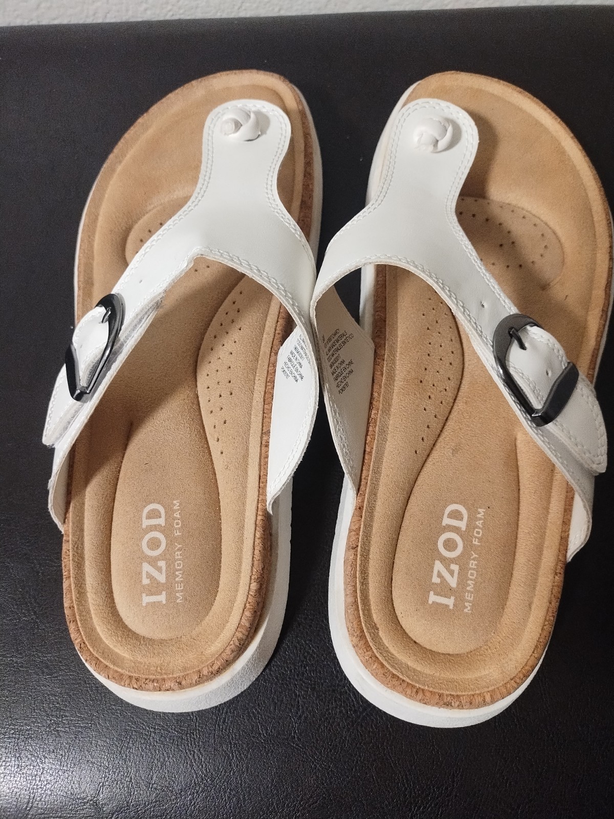 IZOD Women’s White/Beige Memory Foam Thong Sandals Buckle Straps US 8