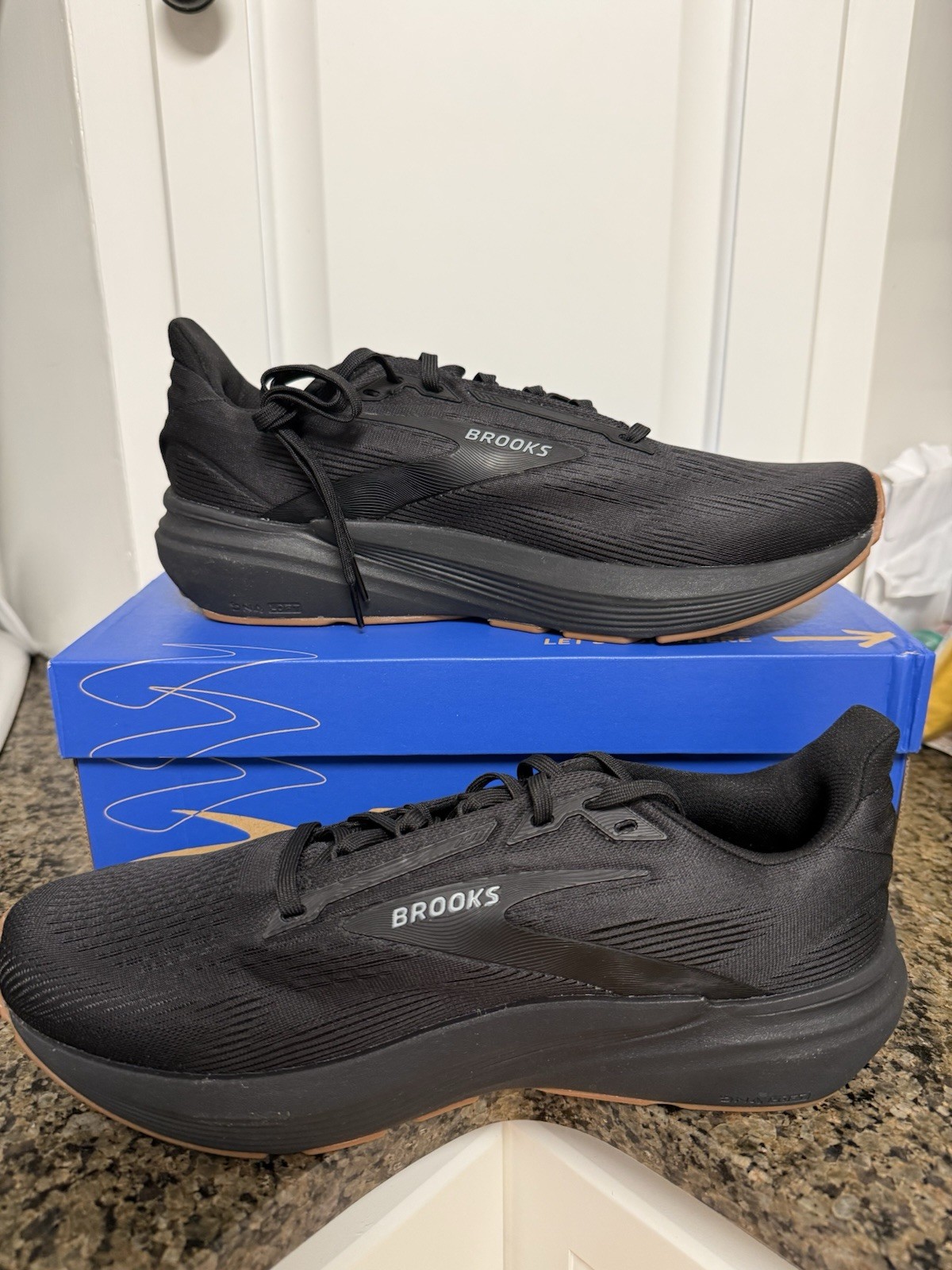 Brooks Revel 8 New In Box Men’s 10.5 Black Running Shoes Athletic Sneakers New