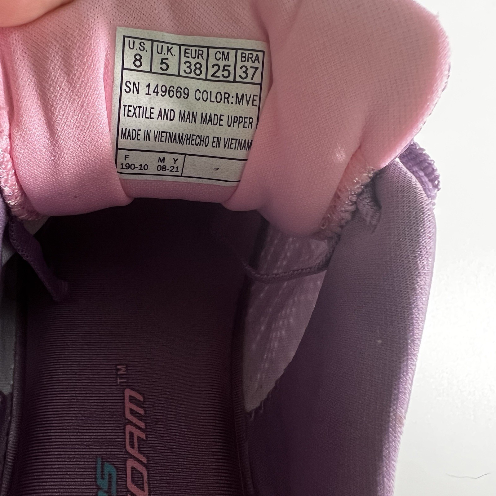 SKECHERS Memory Foam Lightweight Low Top Athletic Sneaker Purple Pink 149669