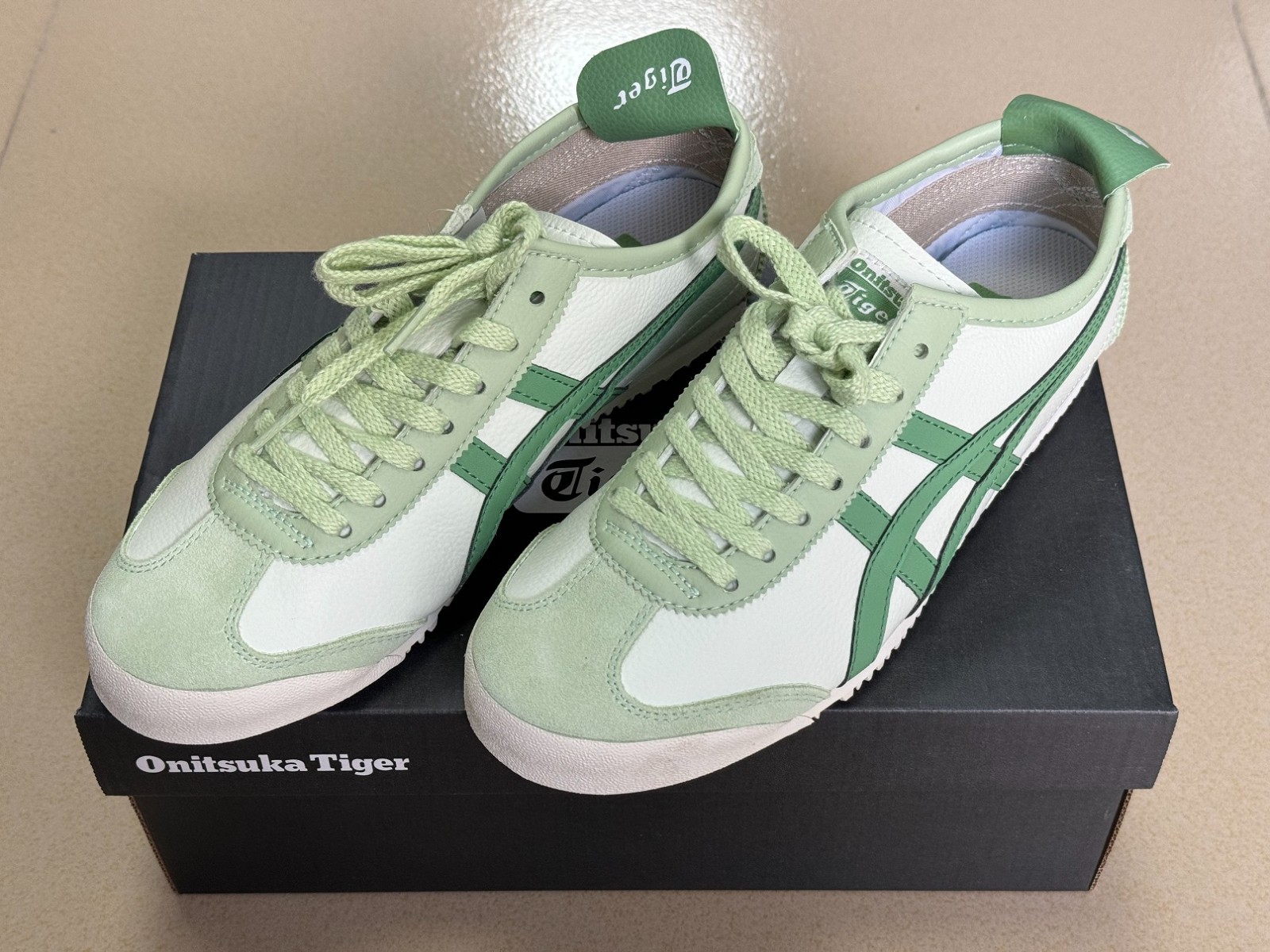 Onitsuka Tiger MEXICO 66 AIRY GREEN/VERDIGRIS GREEN Unisex Sneakers 1183A201-304