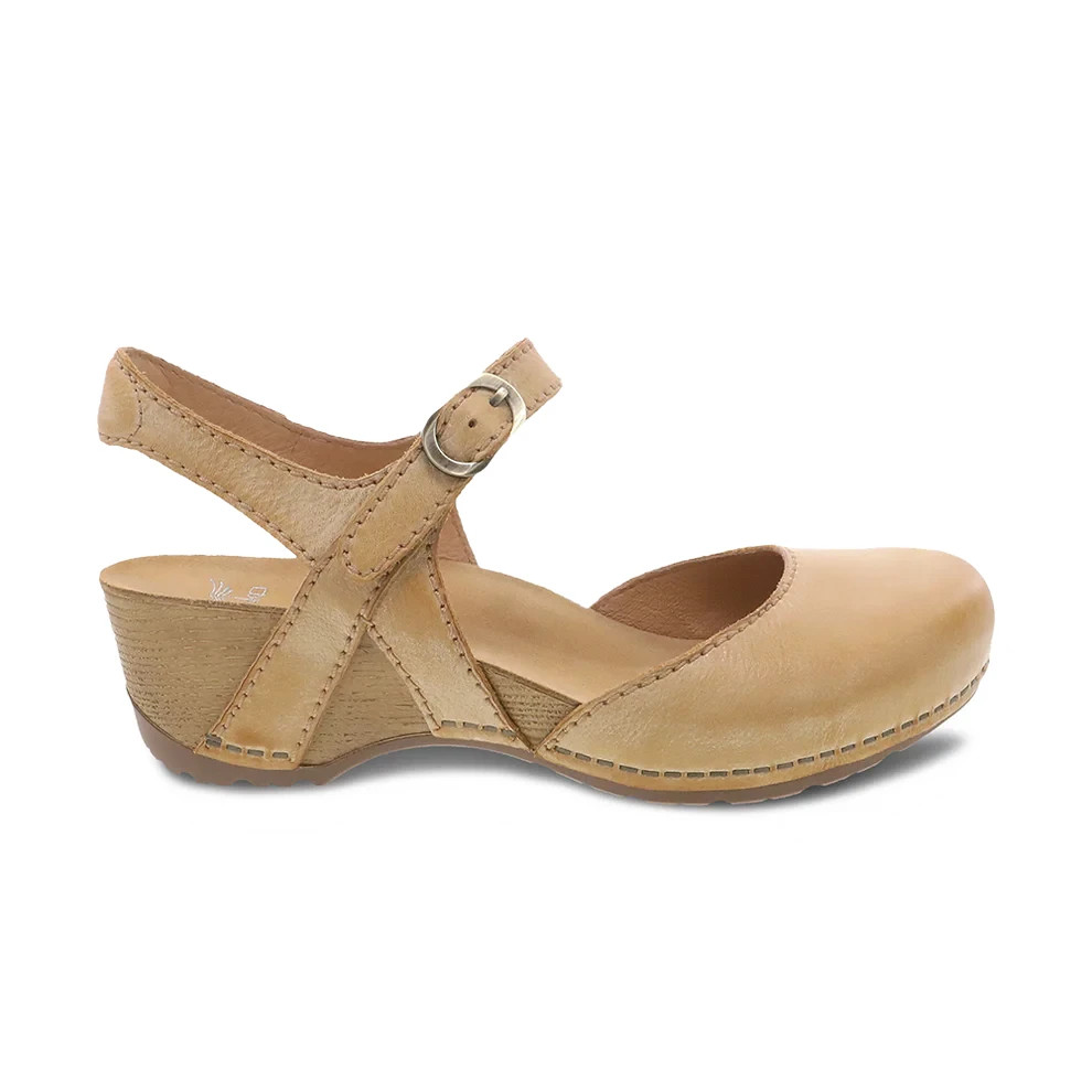 Women’s Dansko Tiffani Milled Burnished Tan Size 36 Medium