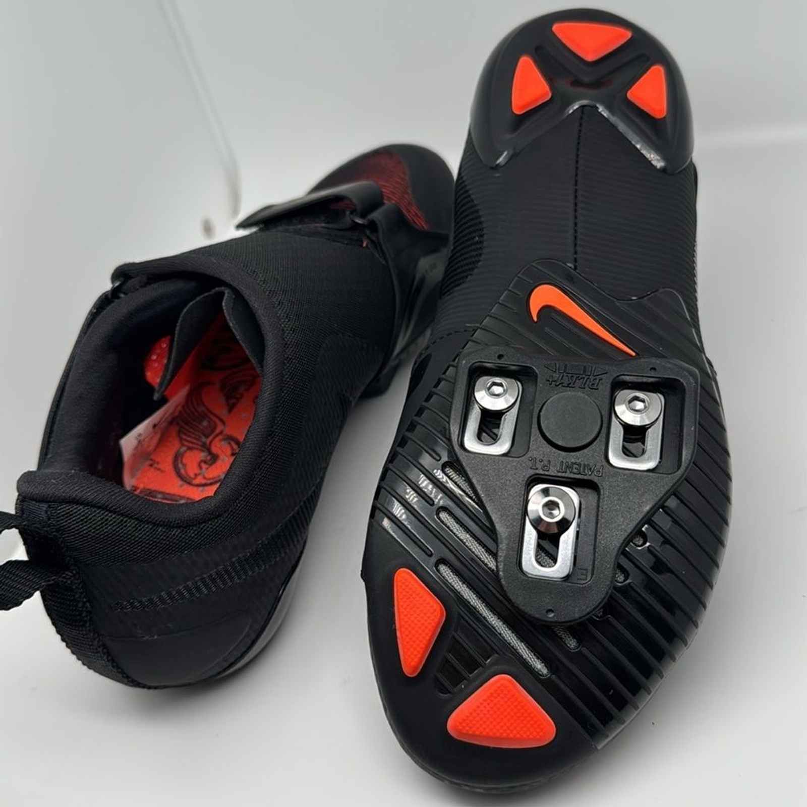 Nike SuperRep Cycle Hyper Crimson Indoor Cycling Black Red Shoes Size 8 NEW