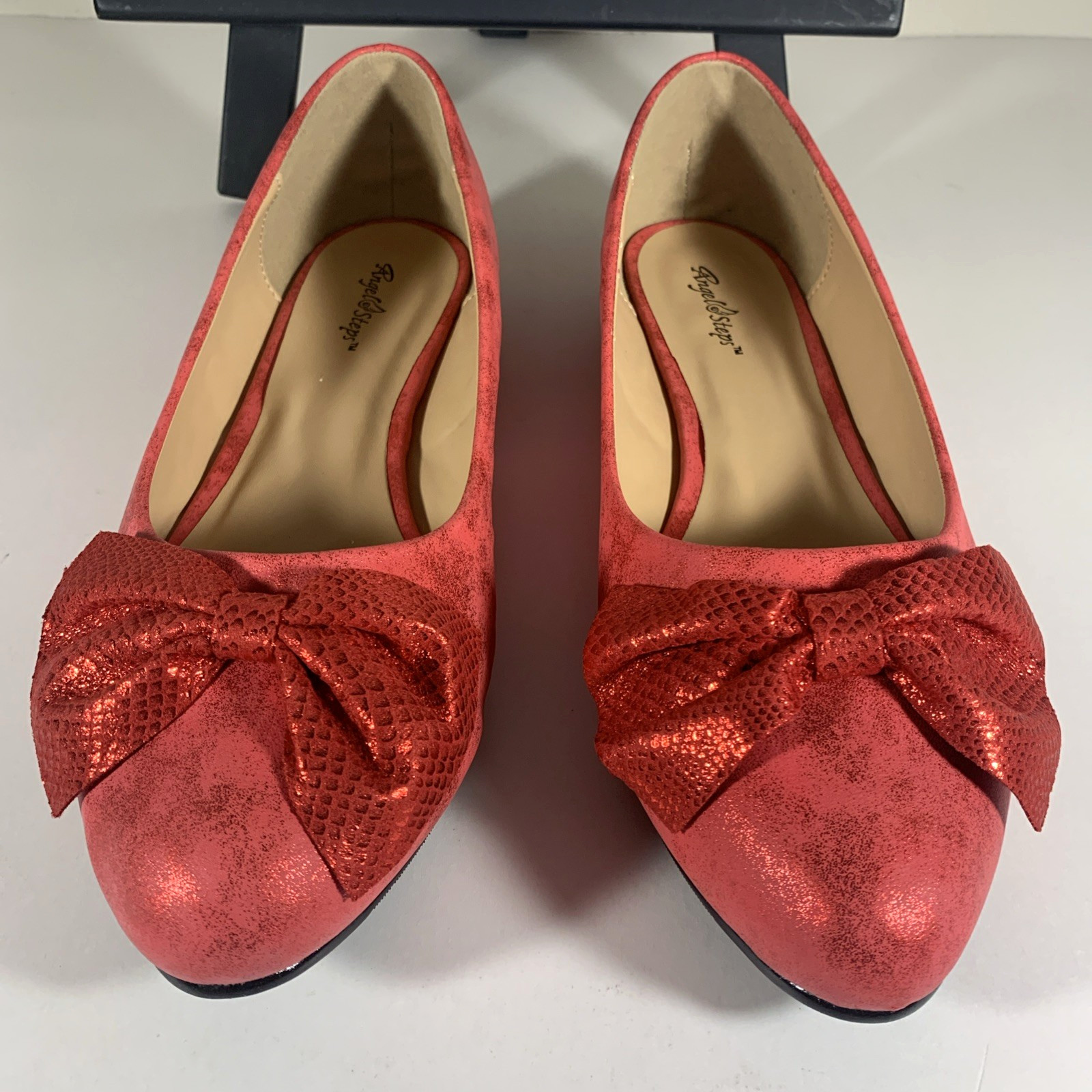 Taryn Angel Steps Women’s 11M Red Faux Suede Sparkle Bow Ballet Flat Comfort NIB