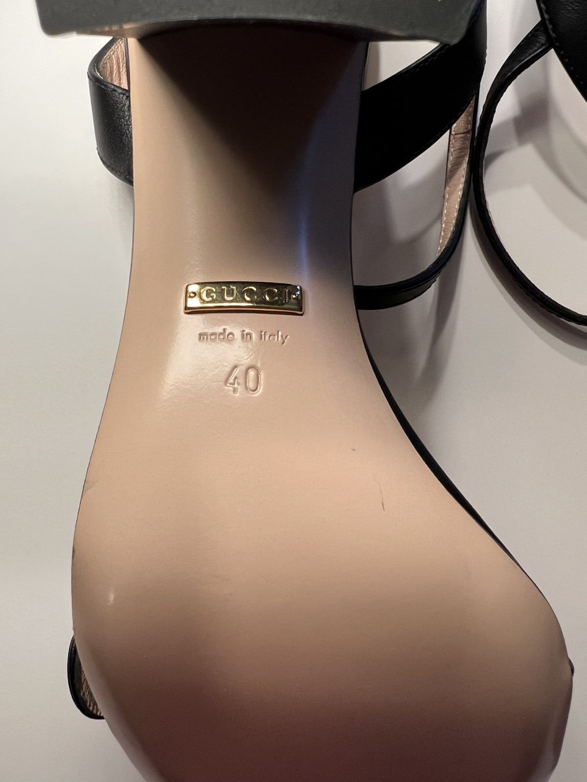 GUCCI GG Marmont Black Leather Block Heel Sandals – Size 40 – New in Box