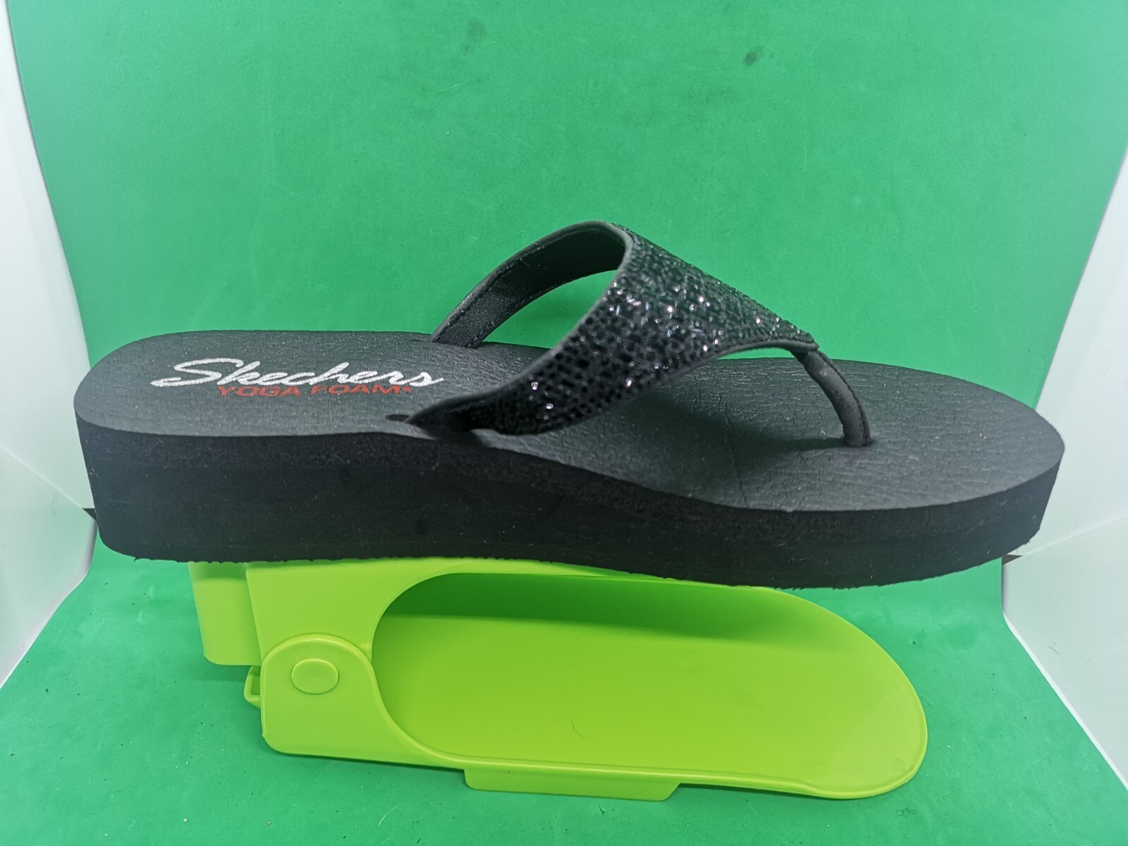 Skechers Yoga Foam 31601 Slip On Thong Flip Flop Sandals Women Sz 10 Black bling