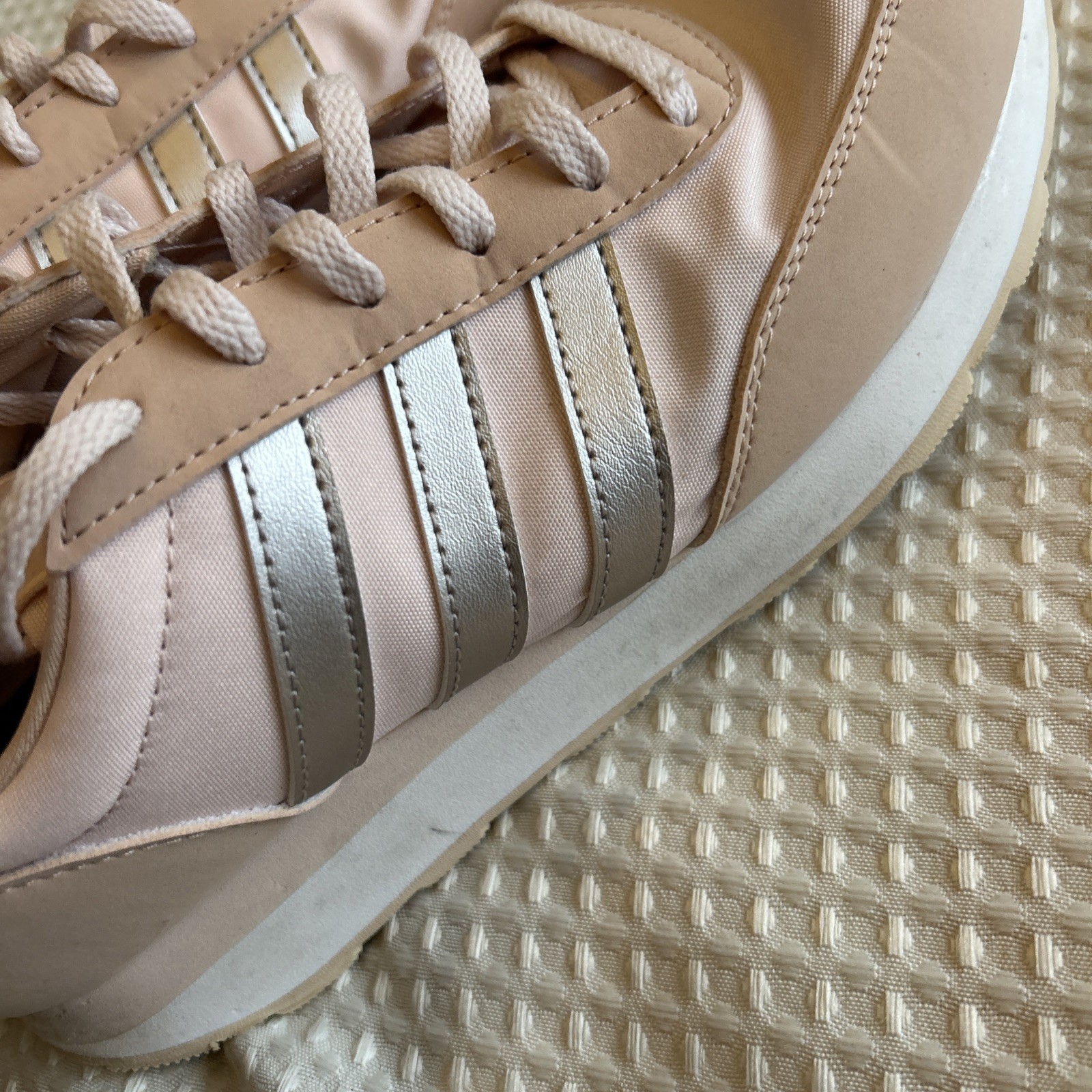 Adidas Run 60s 3.0 Womens Classic Retro Fashion Sneakers Trainers Sz 7.5