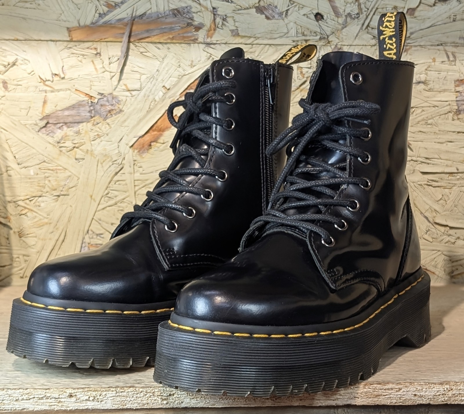 Dr Martens Womens Smooth Leather Chunky Platform Goth Grunge Combat Boots US 7