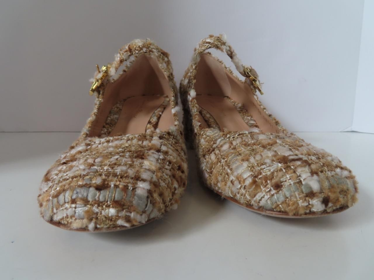 Gianvito Rossi Nude Boucle Tweed Mary Jane 45mm Pumps Size 39/US 9