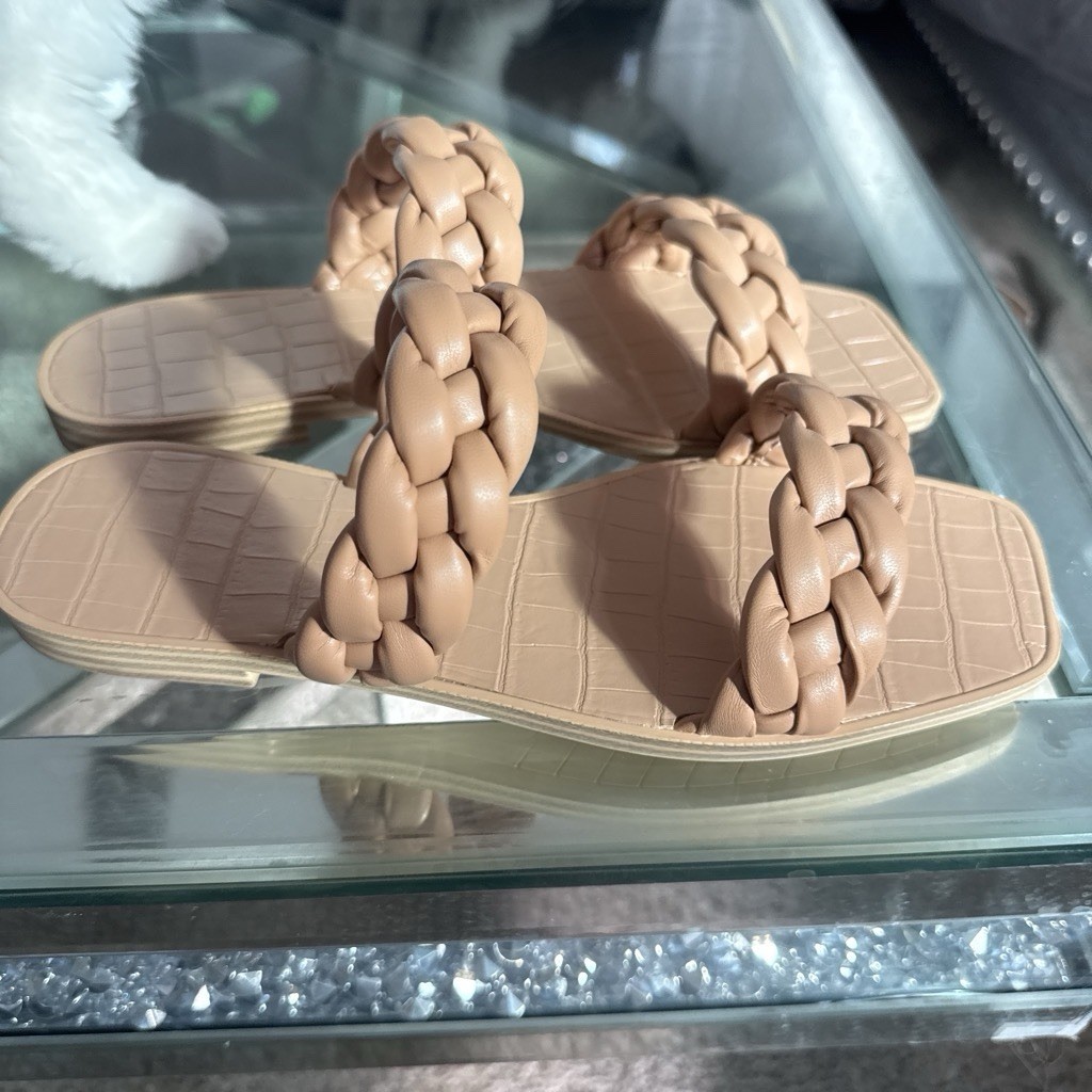 ZBY Women’s Beige Slide Sandals US 8.5 Faux Leather Braided Strap Slip On