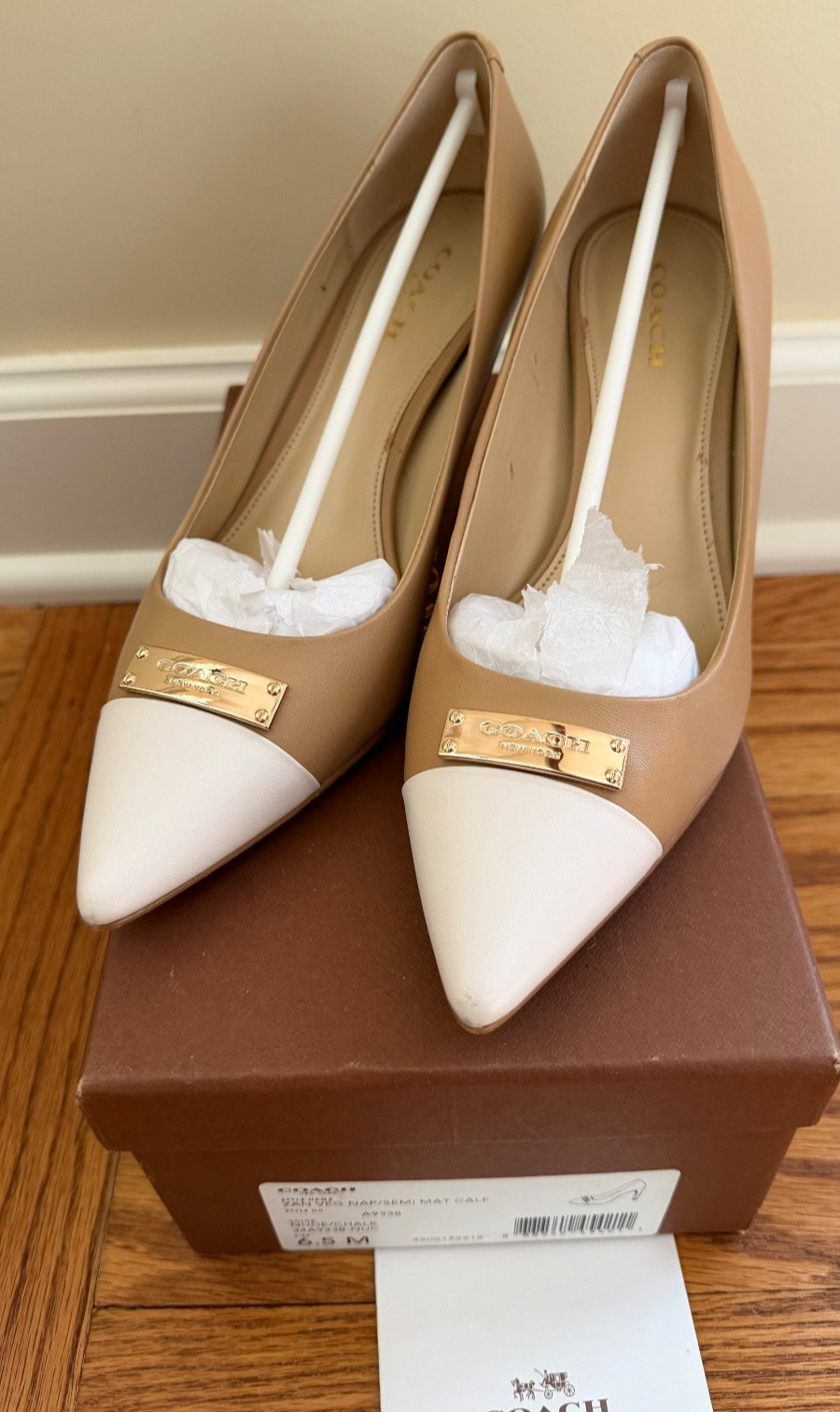 Ladies Coach Zan Veg Nap Pumps Semi Mat Calf Nude/Chalk Size 6.5 Medium