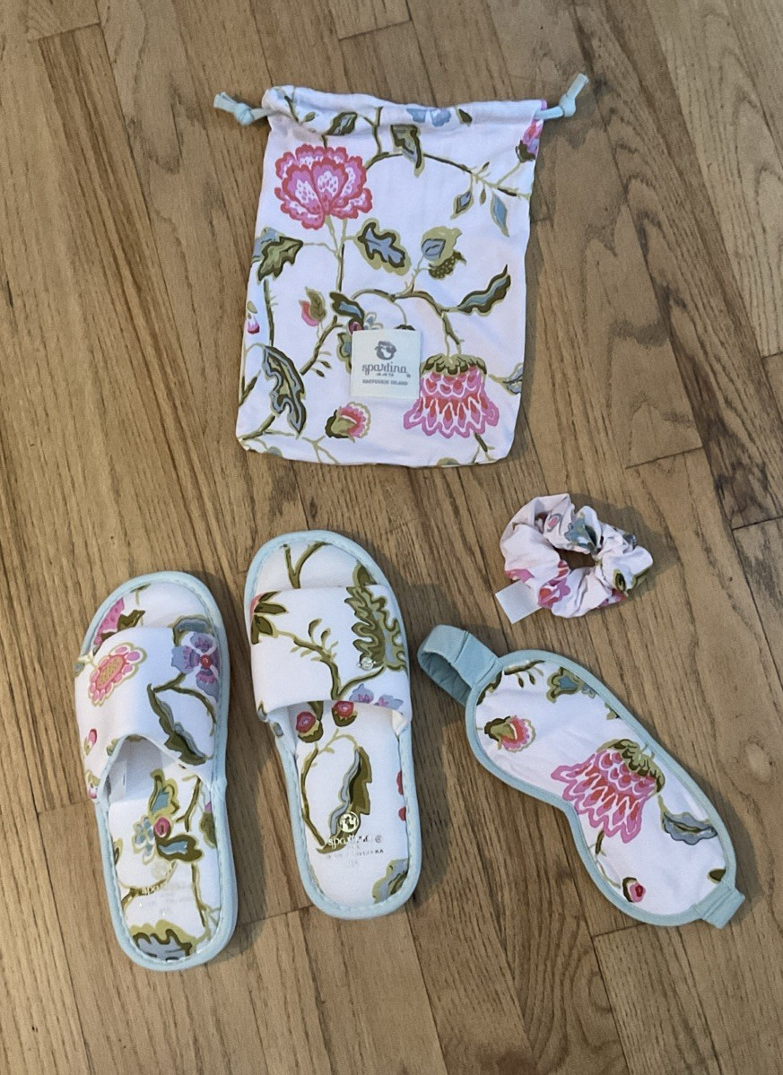NEW Spartina 449 Sleepwear Accessory Set Slippers M/L Eye Mask, Hair Tie & Bag