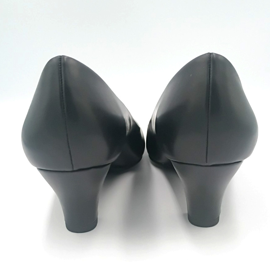 Easy Street Fabulous Round Cone Black Heel Pumps Women’s Size 8.5 M NEW w/ Box