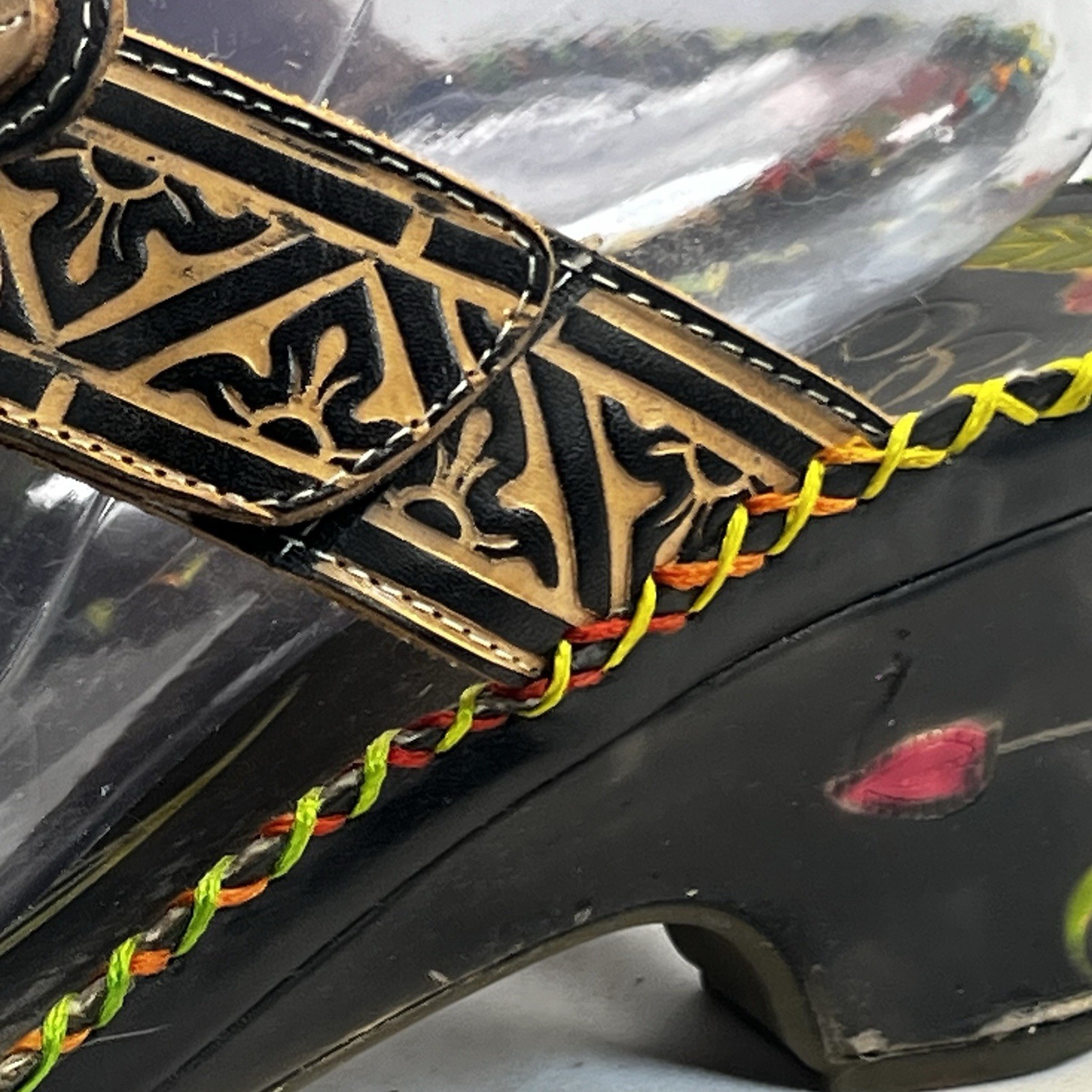 Elite by Corkys Kalua Floral Leather Sandal Size 10 Black Green White Brown