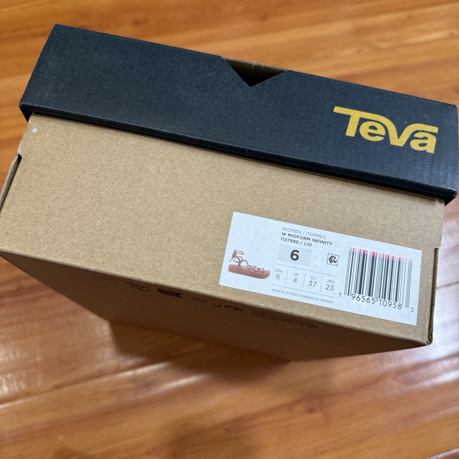 Teva Midform Infinity Women Tan Strappy Platform Sandals Size 6